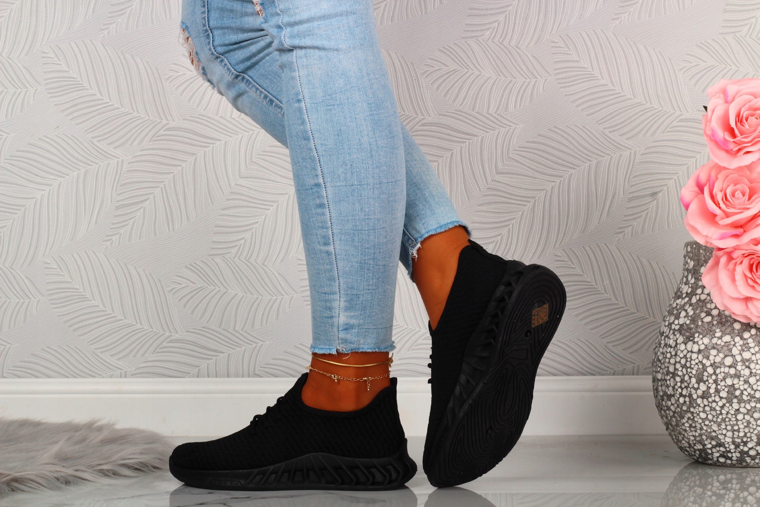 BUTY DAMSKIE SPORTOWE CZARNE LEKKIE SIATKA Rozmiar 39