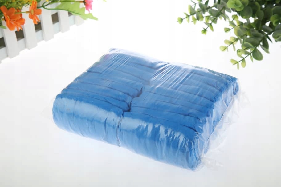 Medyczne Foliowe Ochraniacze na buty 500 sztuk Kolor dominujący niebieski