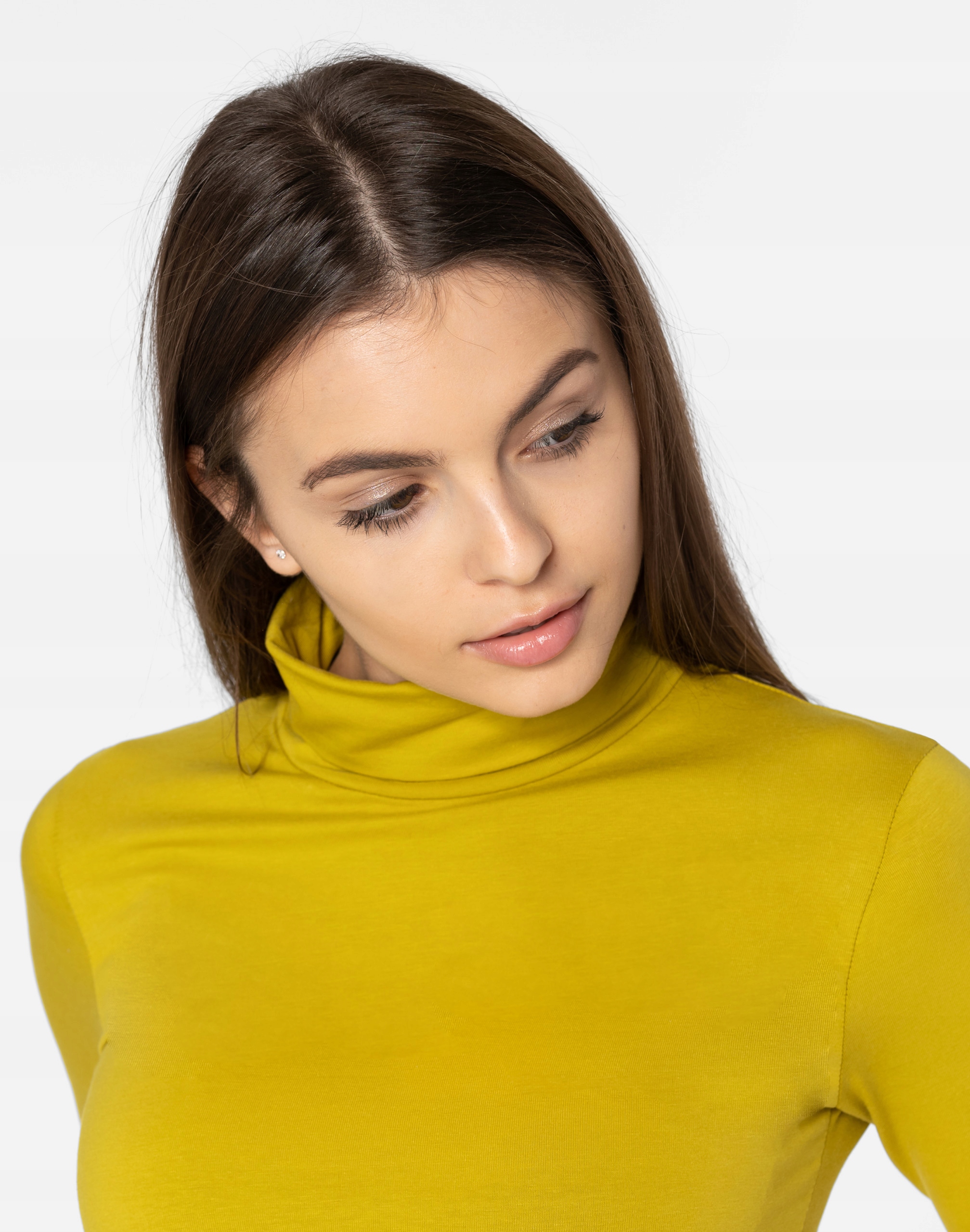 Elegancki Cienki Sweter Damski Golf Klasyczny Gładki Bawełniany 8112-14 M/L Model Elegancki klasyczny golf damski