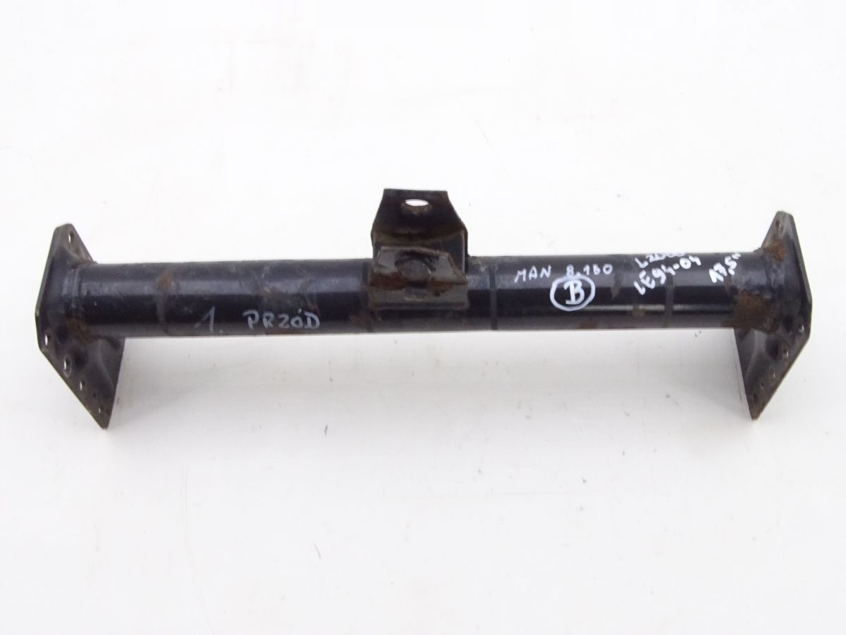 MAN L2000 LE 94 01 BELKA RAMY ZACZEP PRZOD 17 5