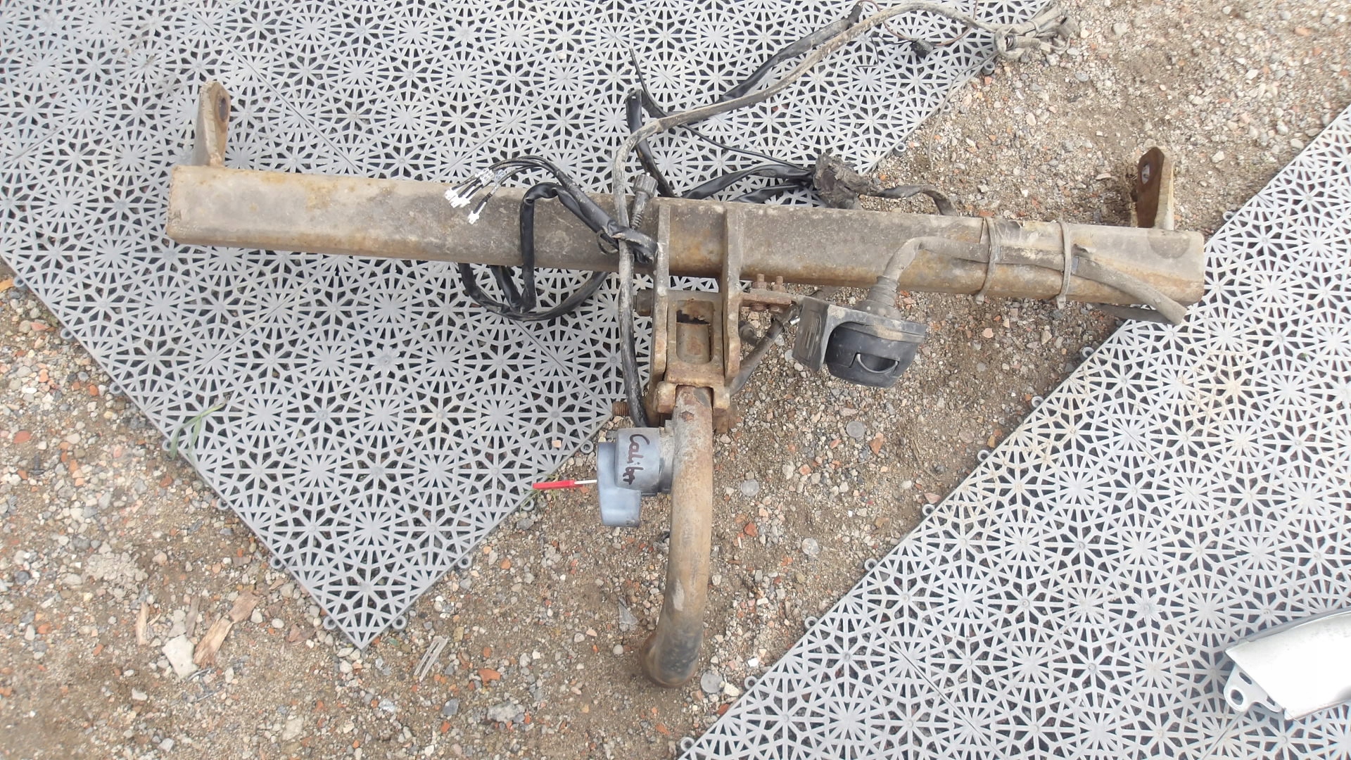 HAK HOLOWNICZY DODGE CALIBER 500