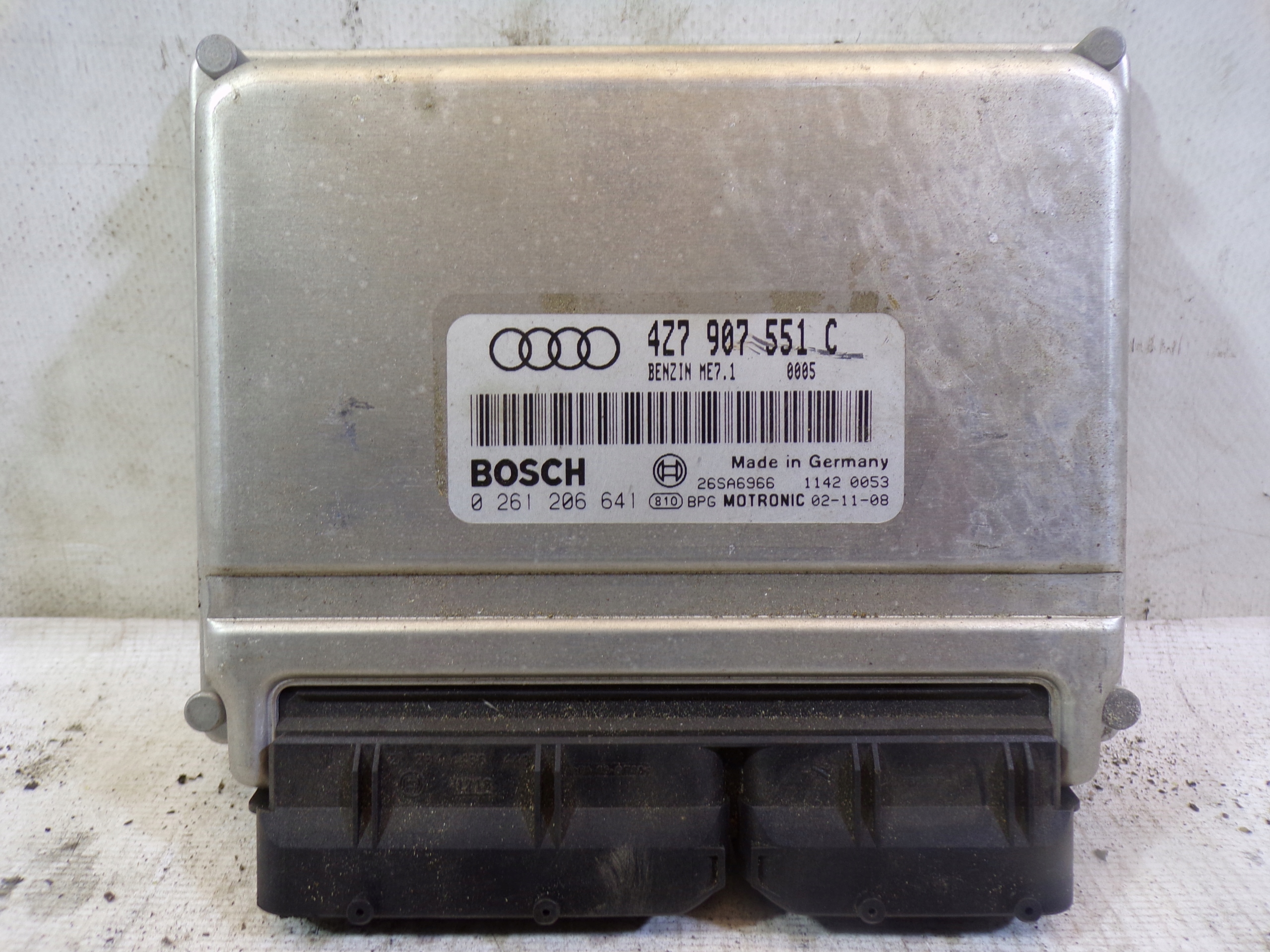 computer control unit of the engine AUDI A6 C5 2.7 4Z7907551C / 0261206641