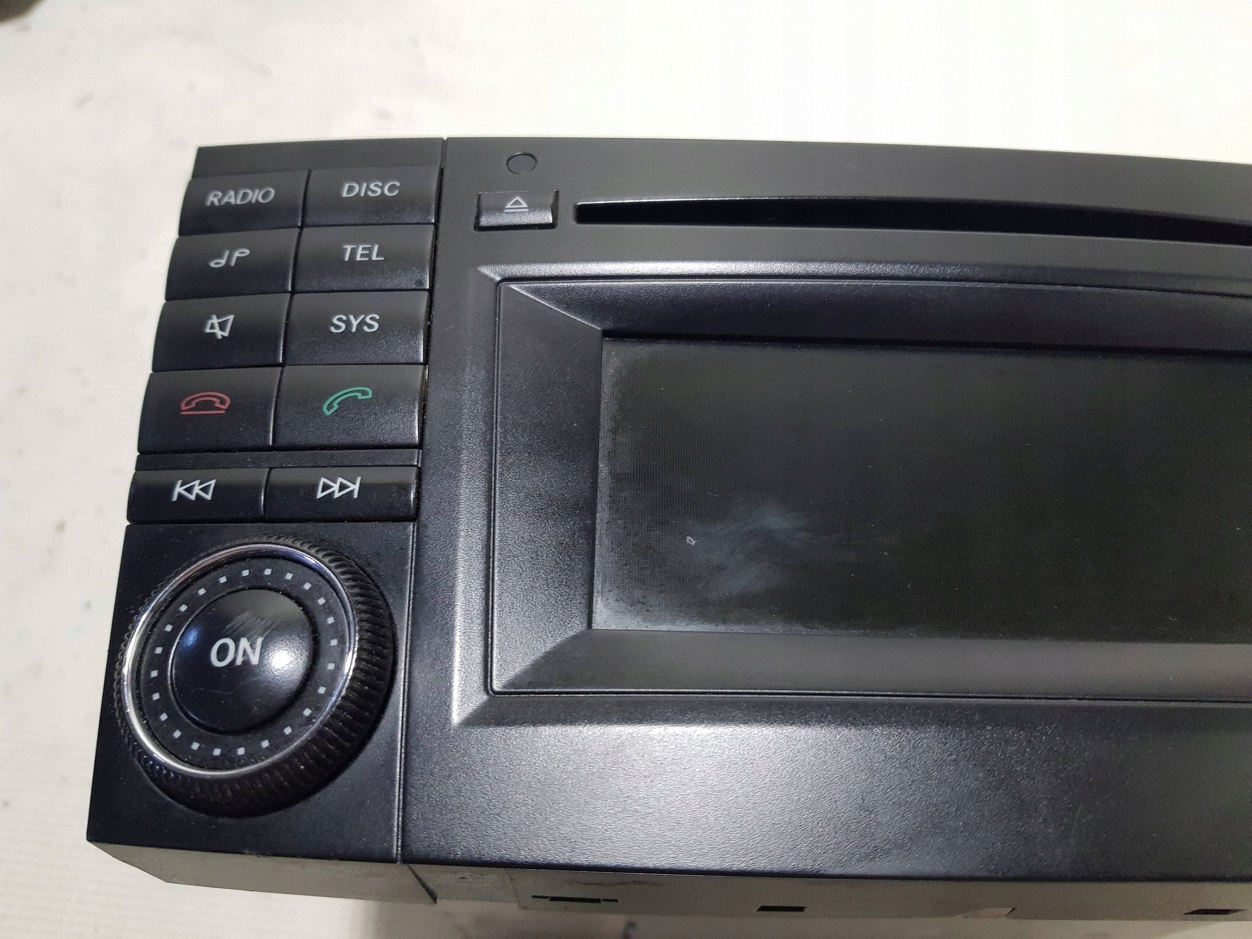 RADIO CD NAVI navigation Mercedes E W211 A2118705694