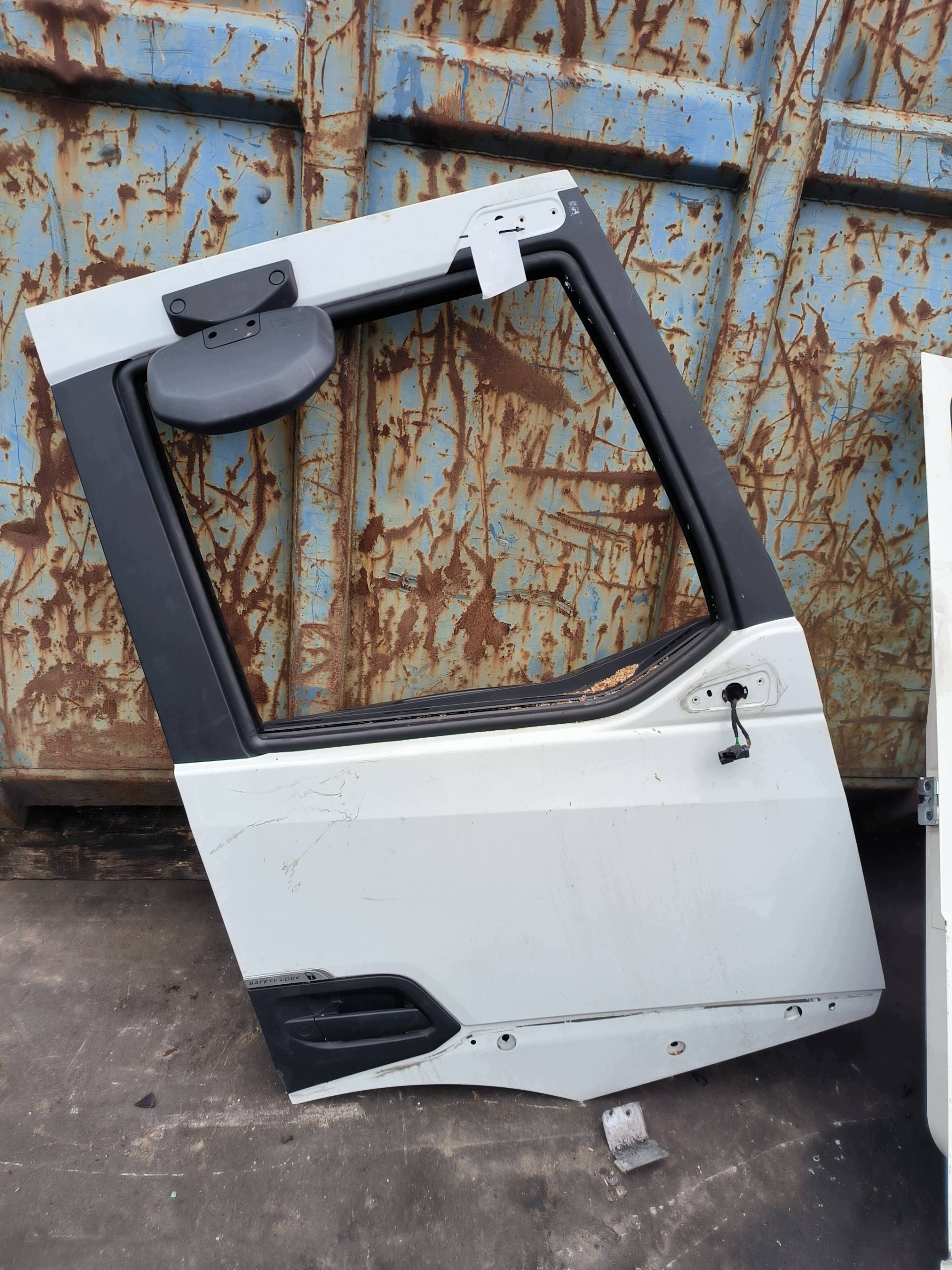 door right front 2023 IVECO STRALIS AS440ST/P