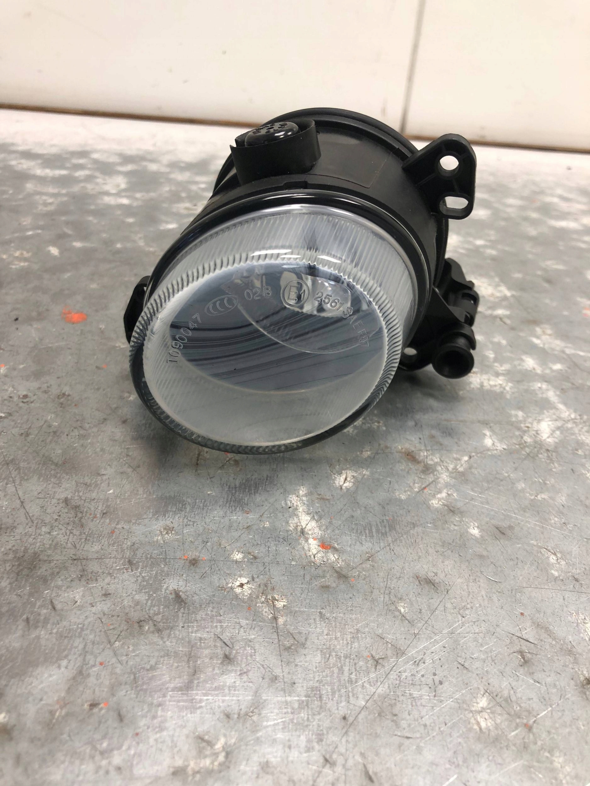 fog light left front MERCEDES W212 A2128200956