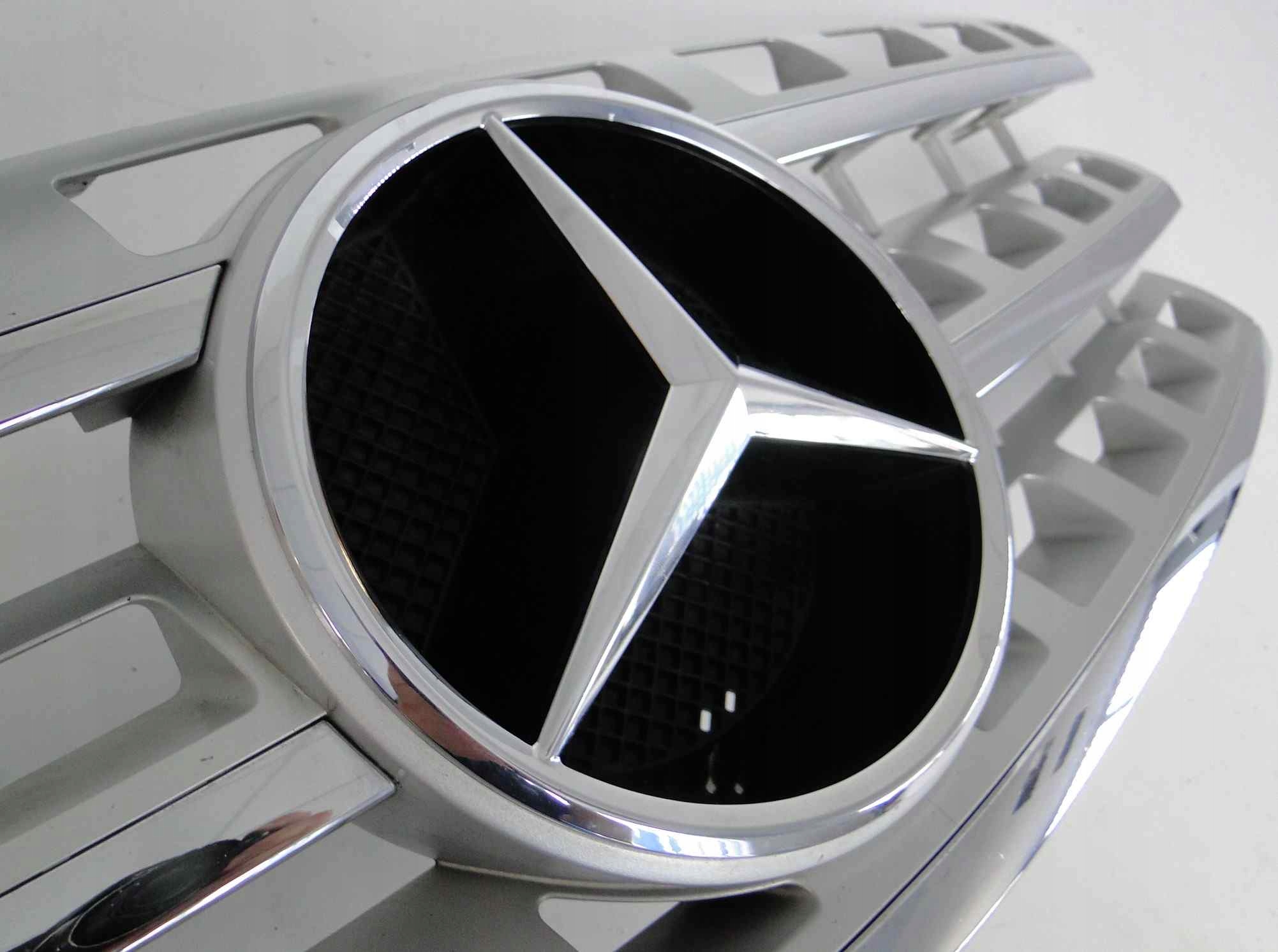 MERCEDES ML W164 164 LIFT GRILL ATRAPA Numer katalogowy oryginału A1648801985