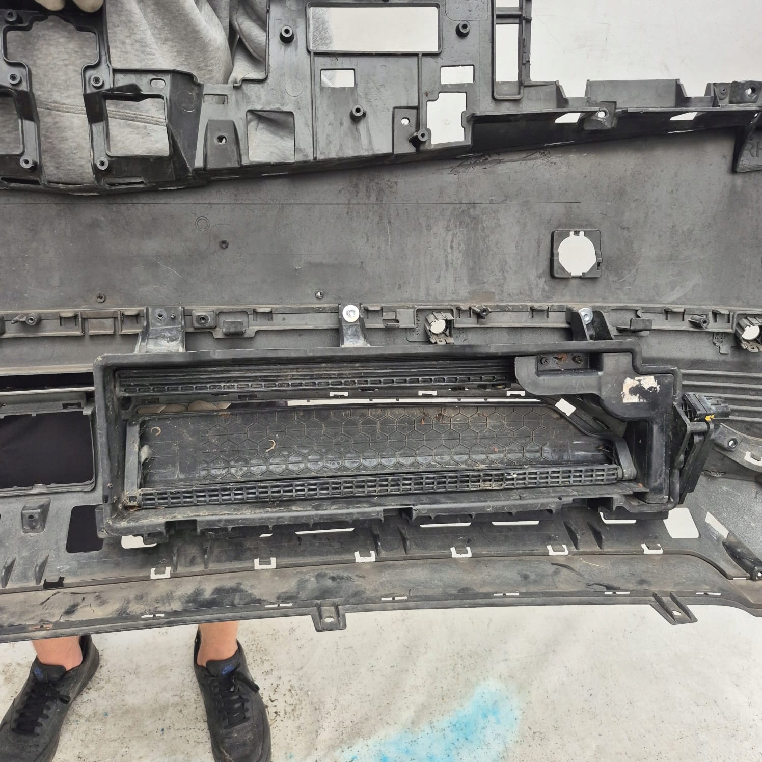 HYUNDAI IONIQ 5 21-24 bumper front front PDC