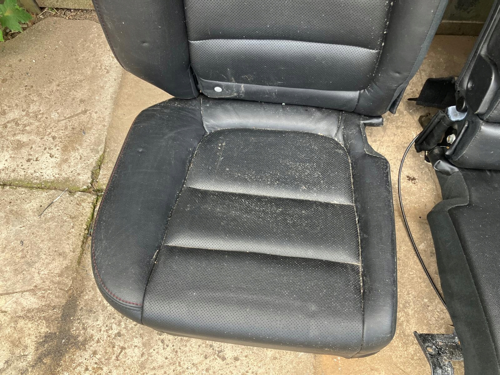 Sitz MAZDA CX5 und Leder rote NIC BOSE