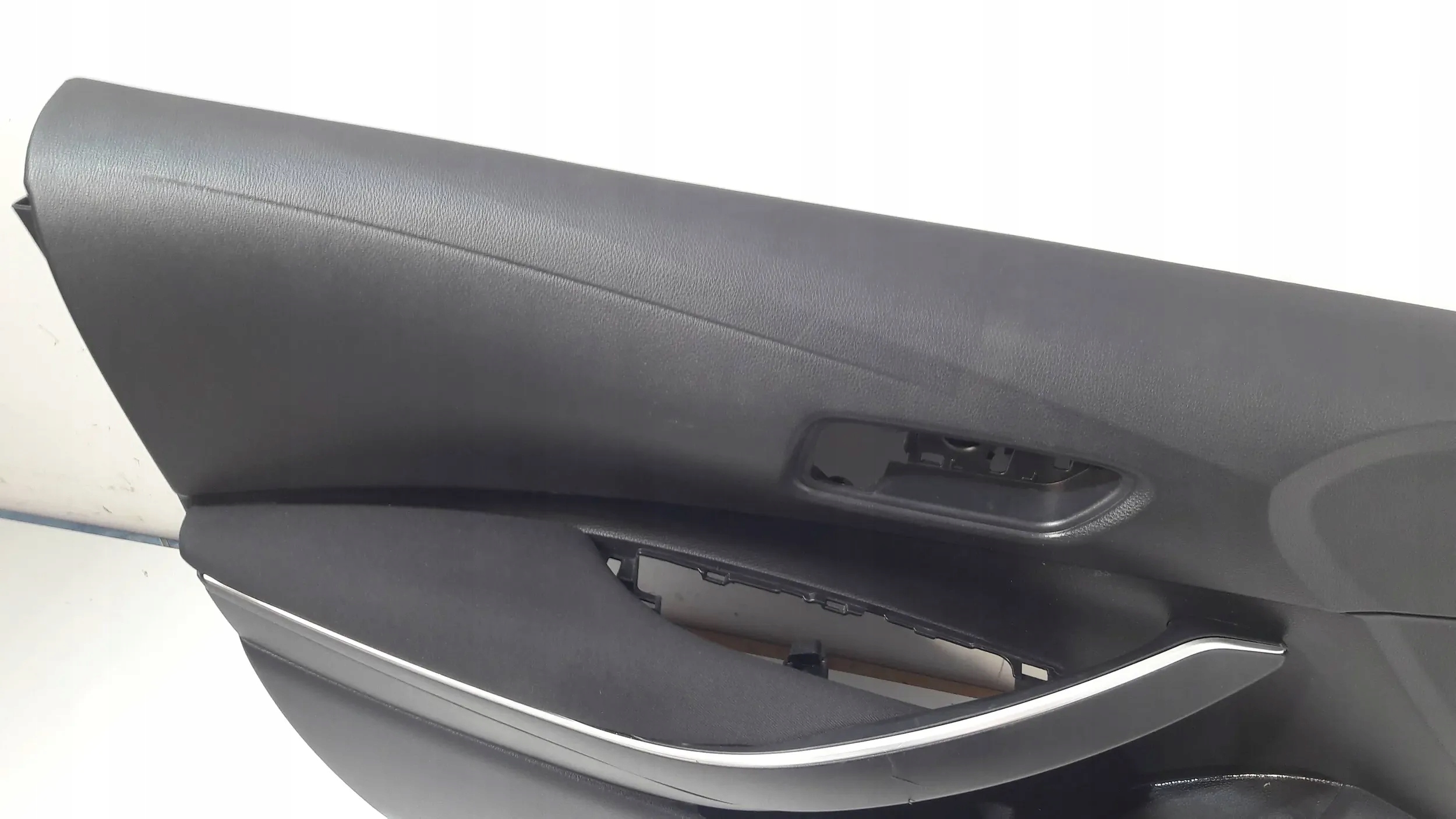 Toyota Corolla E21 side door left front 67612-X1601 (ET5)