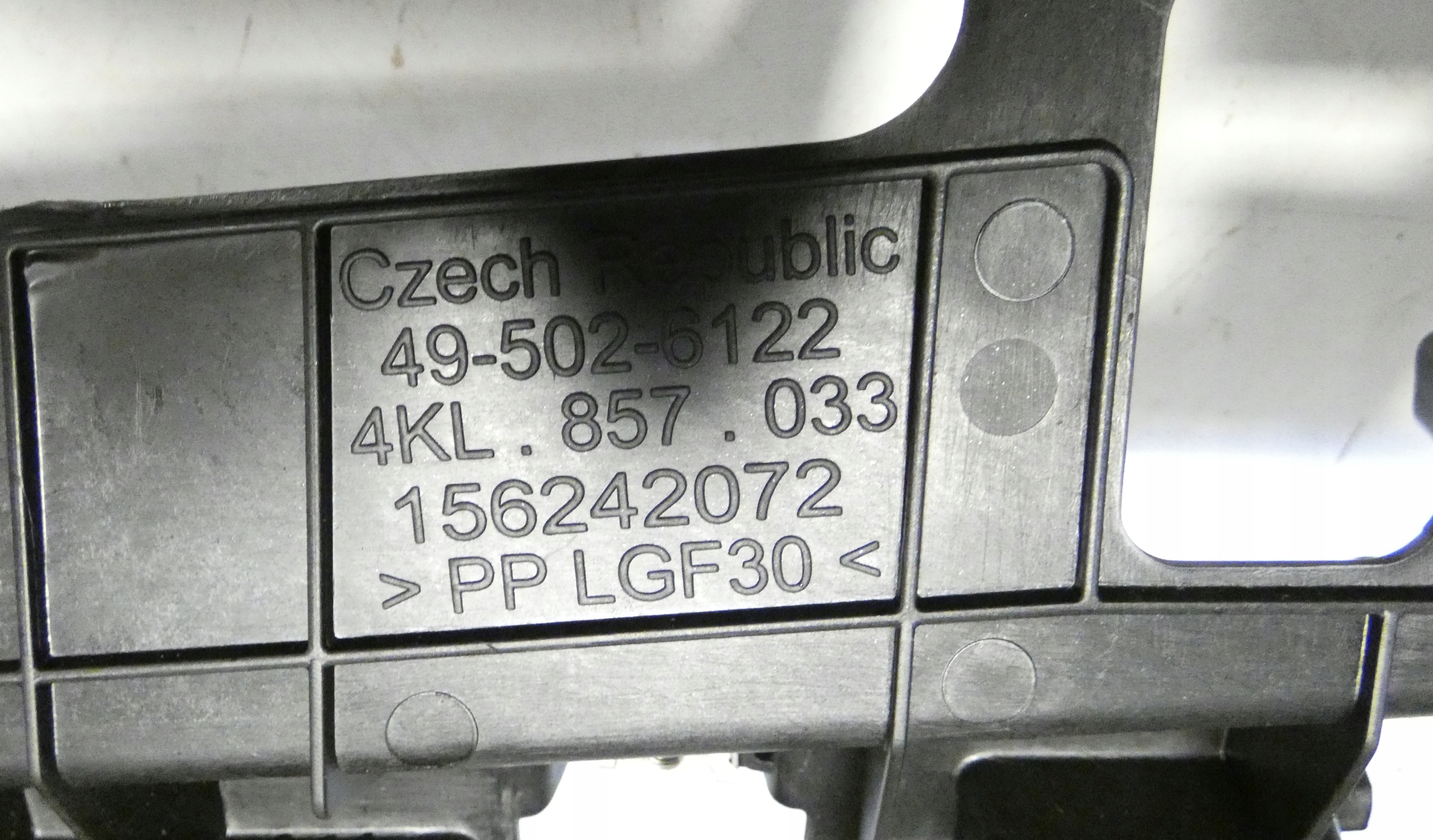 AUDI E-TRON Q8 4KL857033 dashboard instrument panel console cockpit