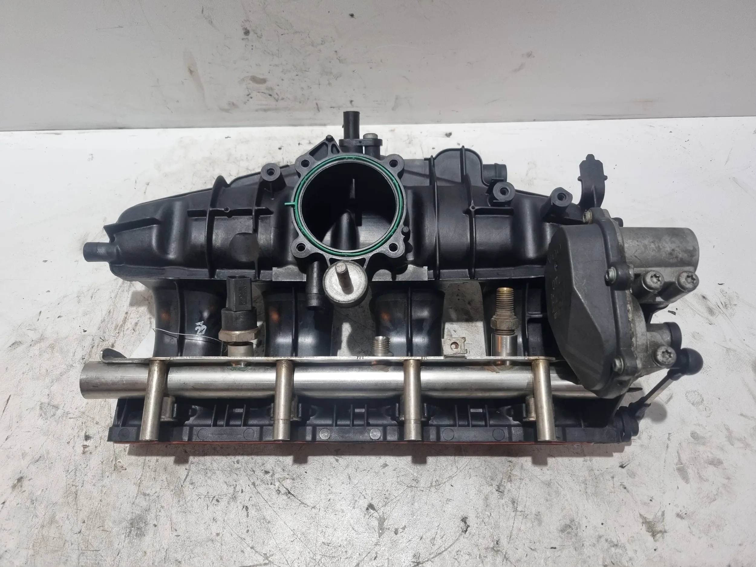 intake manifold regulator 06F133185AQ Audi A3 A4 B7 Golf V Passat B6 2.0TFSI