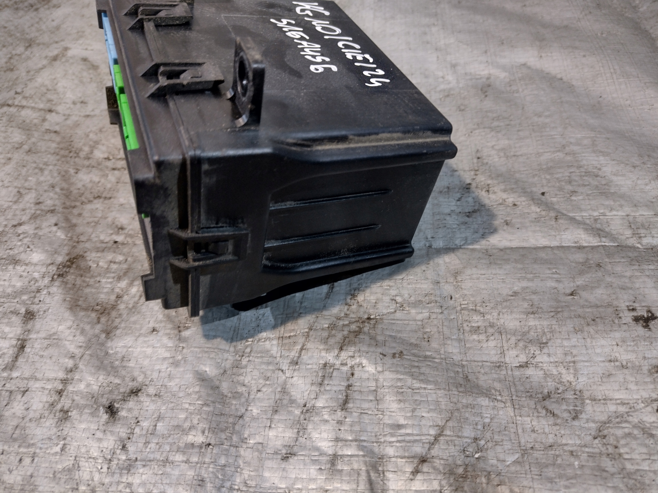 Bedienteil Vecu Renault 7420908555-P01