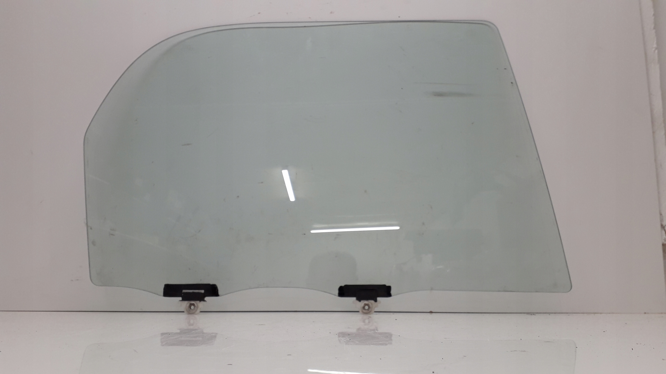 DAIHATSU TERIOS 97- SZYBA PRAWA TYLNA