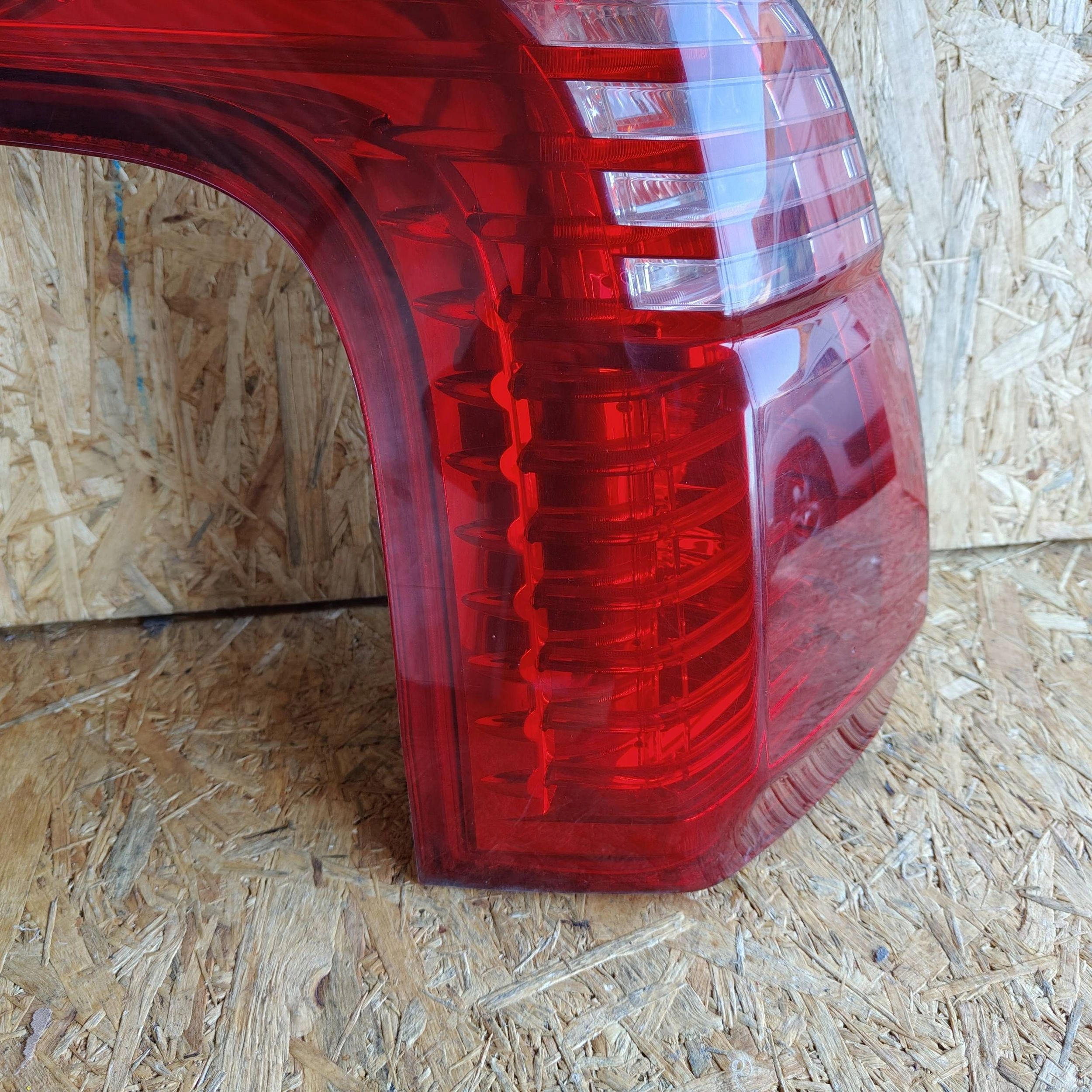 light rear rear part side left Peugeot 5008
