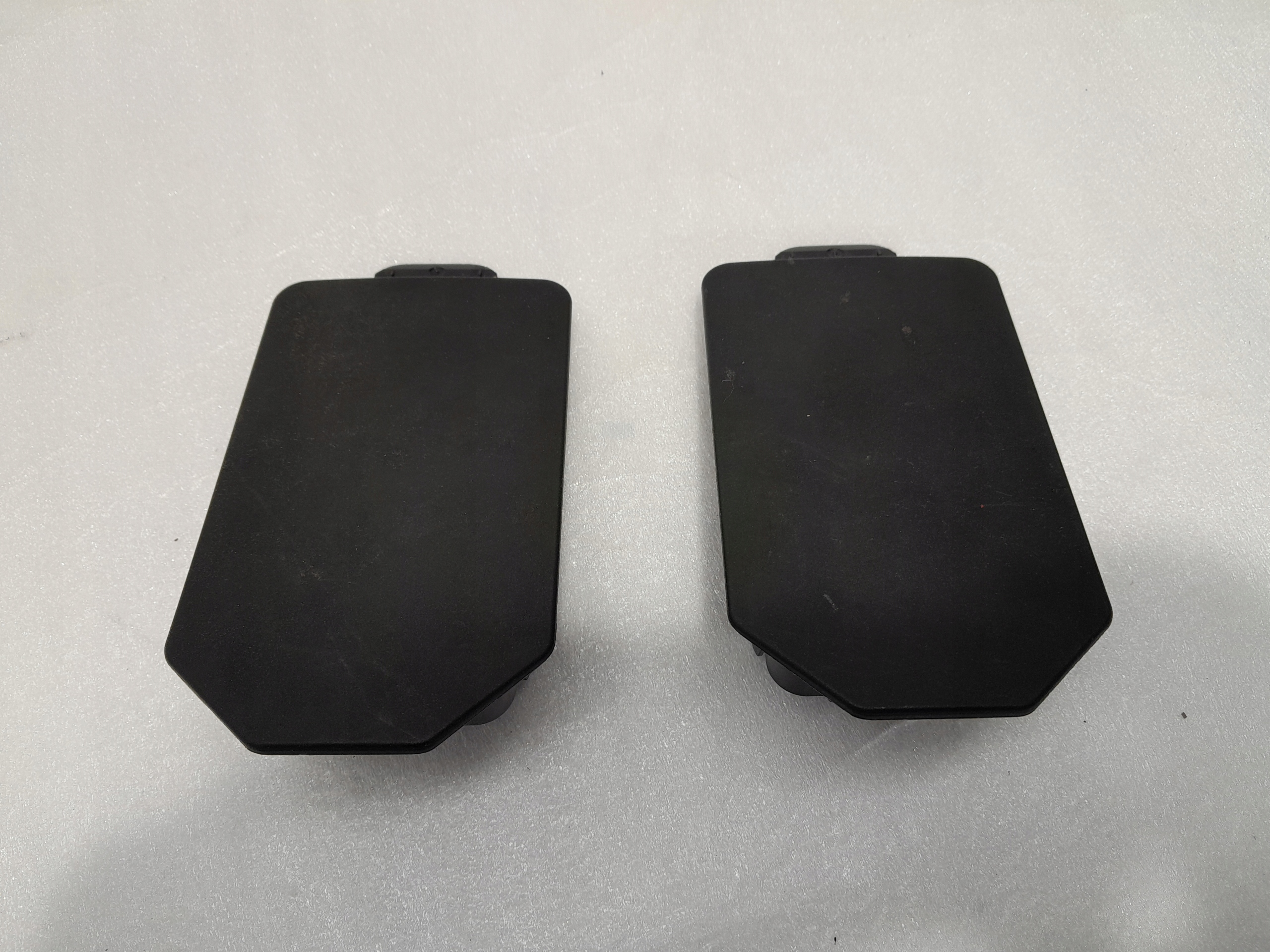 AUDI A4 B9 LIFT Blende Abdeckung ZASLEPKI SITZ 4M0971981
