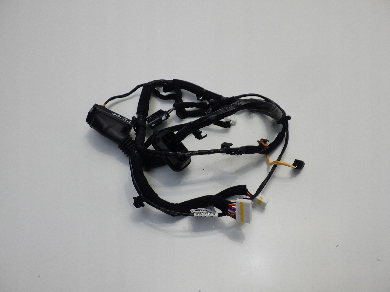 91604-Q0070 - BAYON I20 III жгут проводов установка двери левая передняя