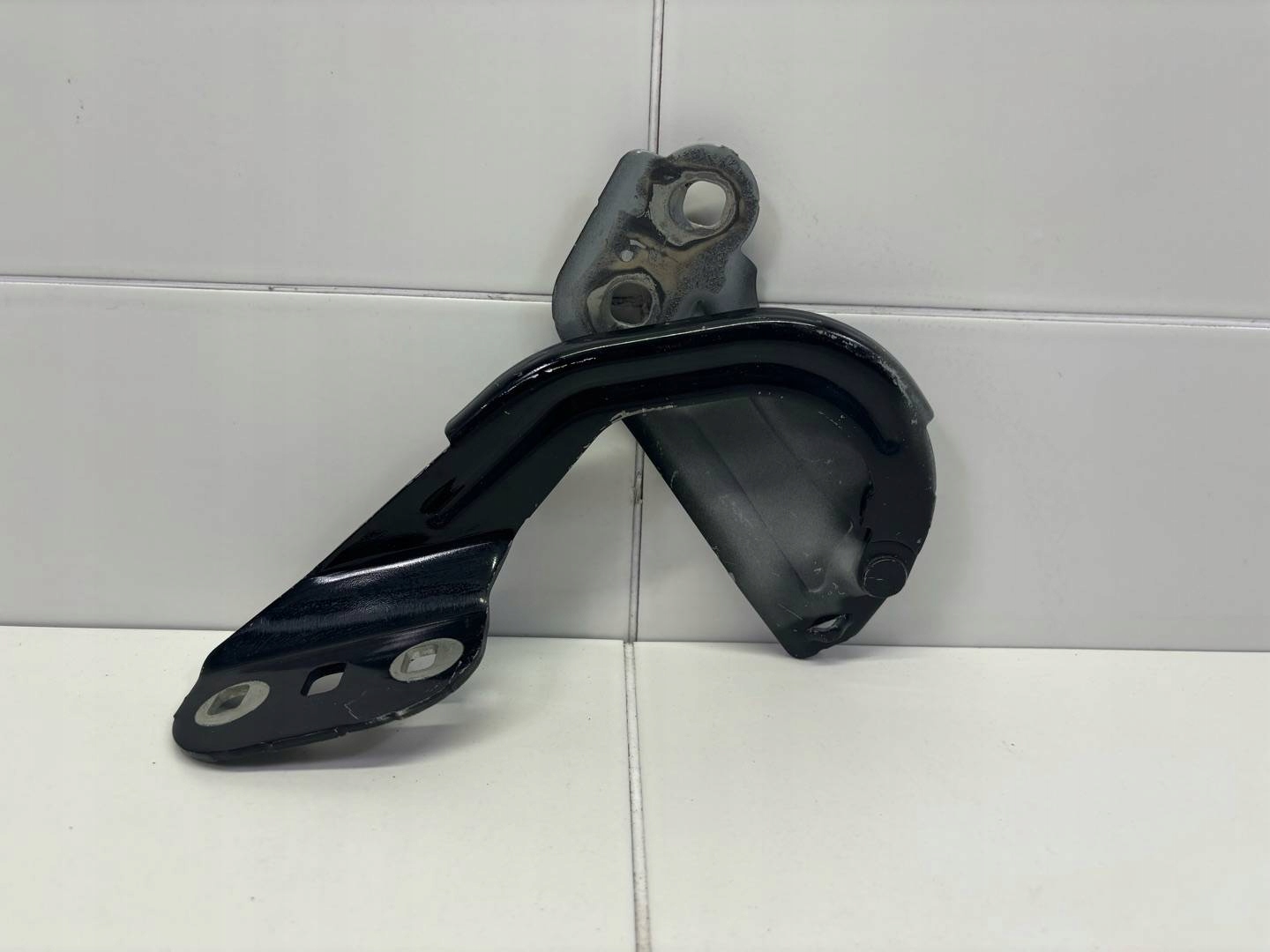 hinge bonnets left side Ford Kuga 2 2016 BM51-A16801-AD