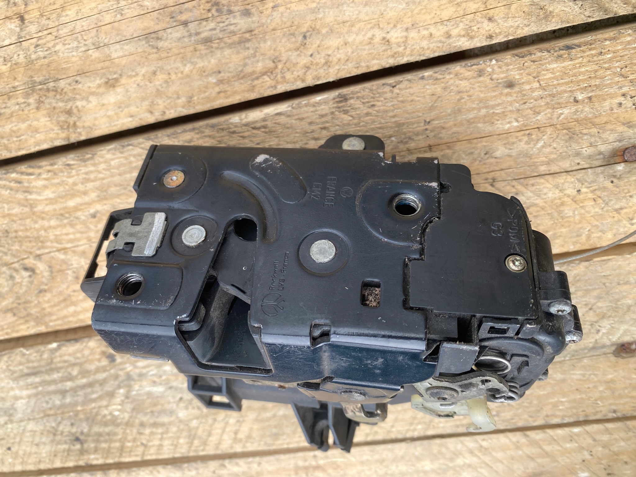 Schloß links PRZEDNICH Tür AUDI PORSCHE 8N2837015B