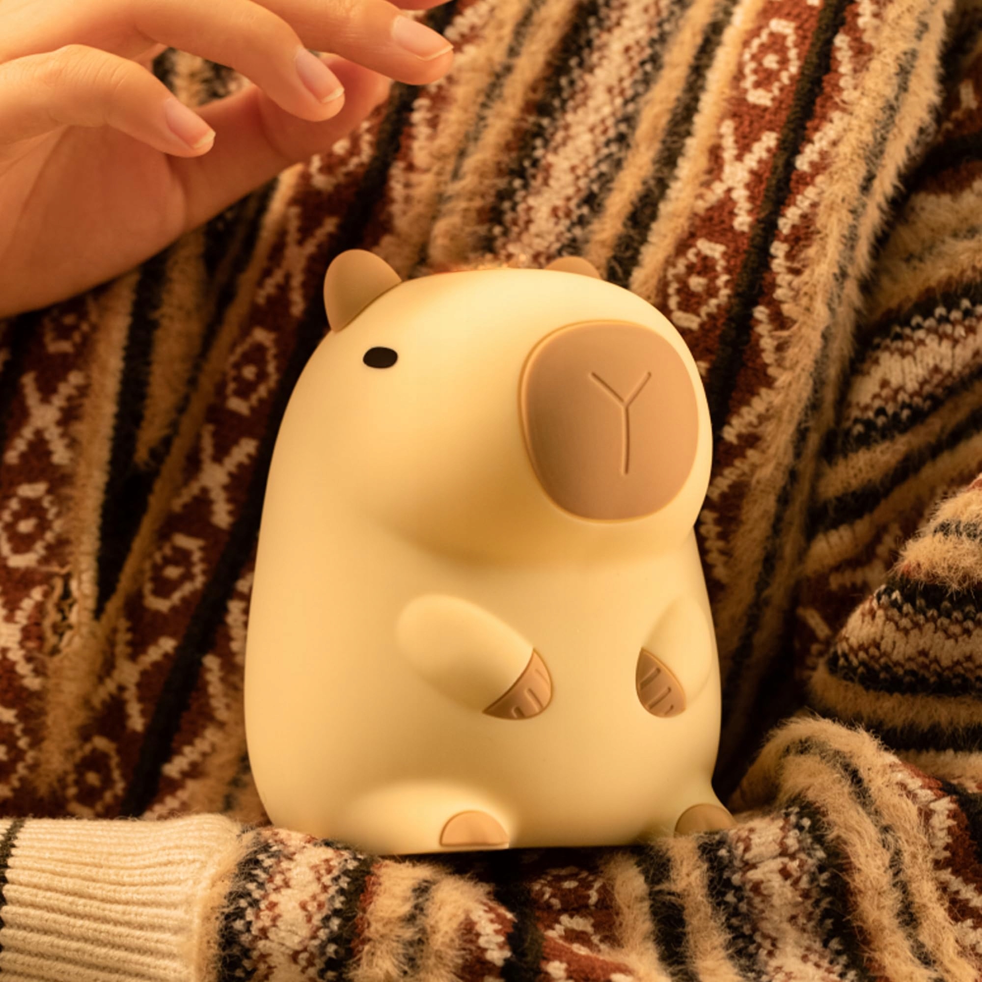 UNEEDE Lampka Nocna LED Dla Dzieci Silikonowa Kawaii Kapibara Dimmable — miniatura 6