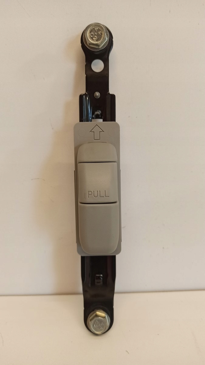 suzuki SWIFT MK8 Регулировка ремня BHC560097J