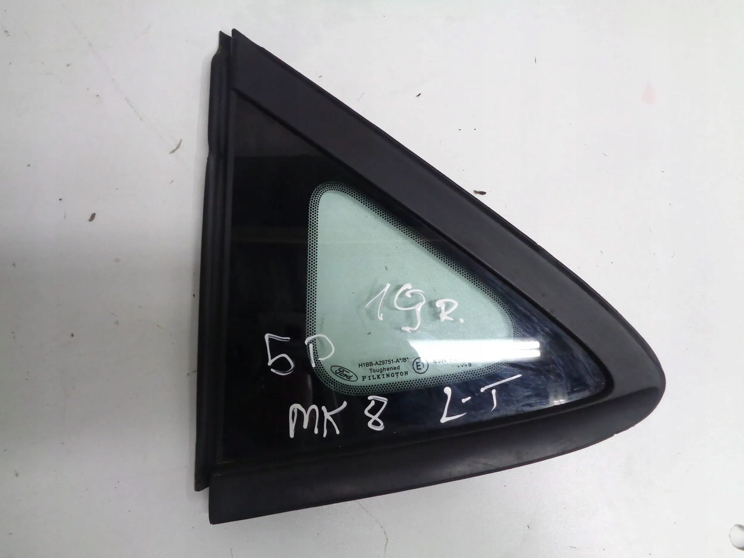 FORD FIESTA MK8 window bodywork left rear part rear 19R