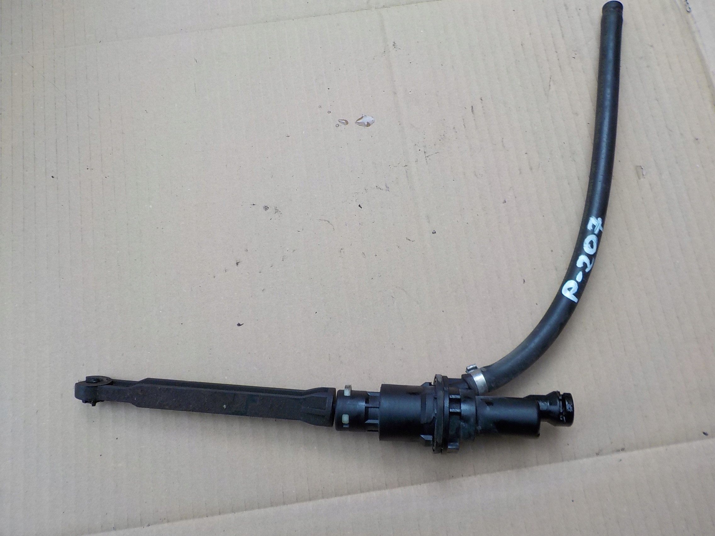 pumpa spojky peugeot 207 1,4 hdi 2007r