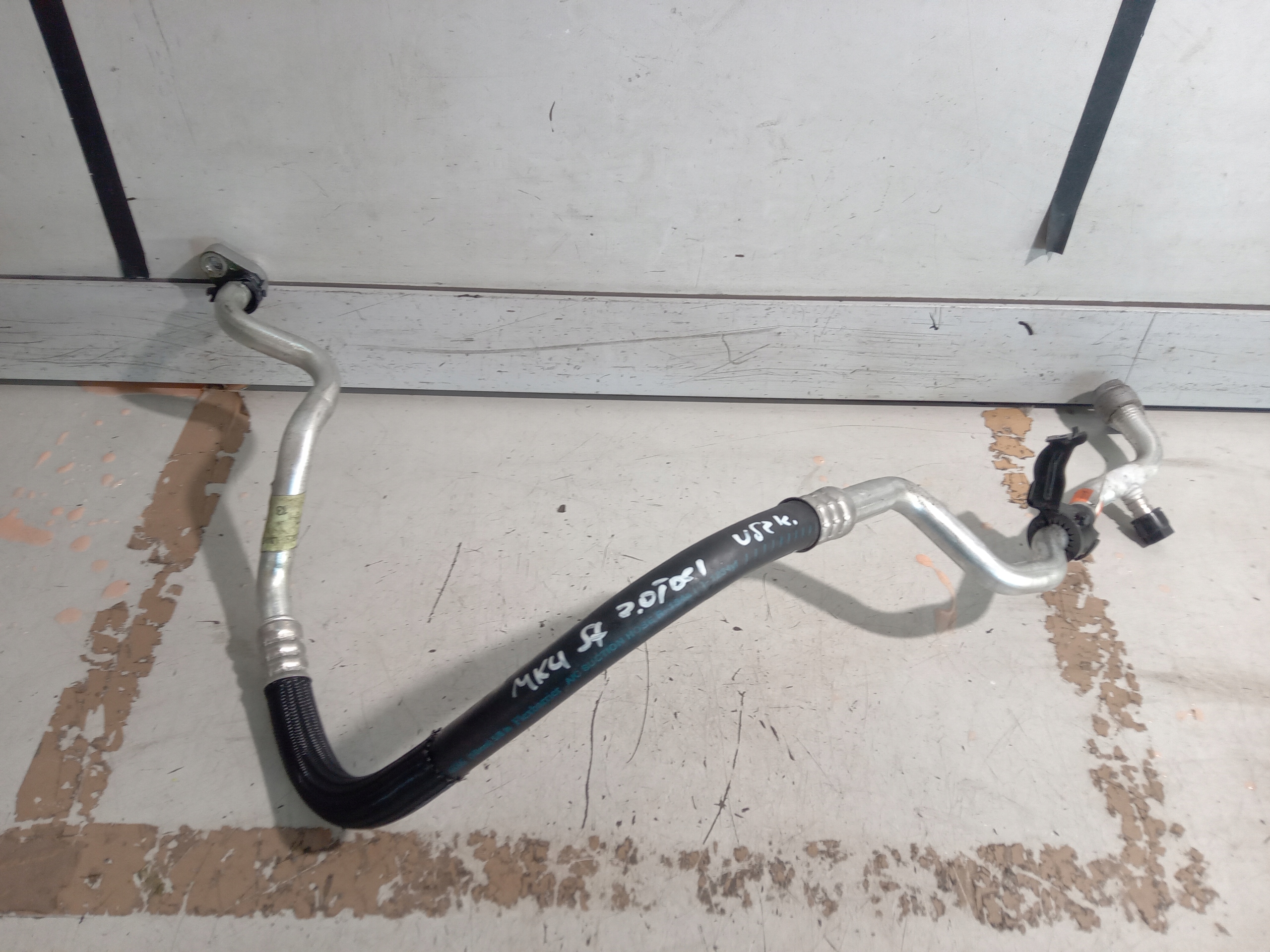 JX61-19N602-KD - FORD FOCUS MK4 КОНДИЦІОНЕР 2.0 TDCI