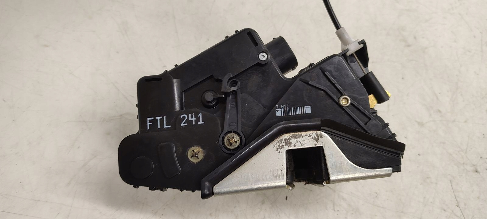 lock door front front left BMW E46 2,2 LIFT