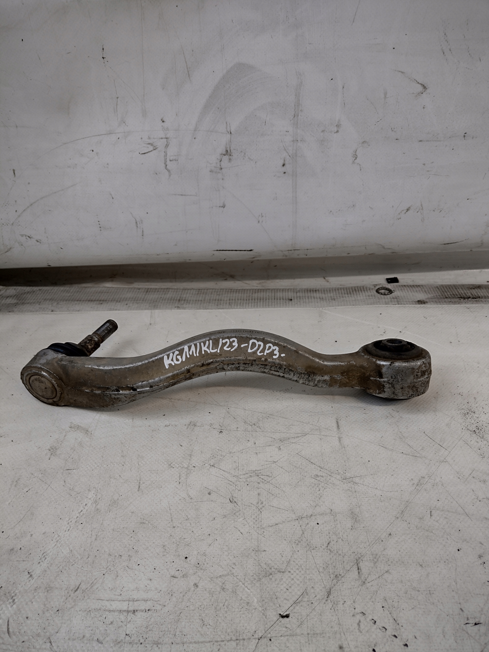 Querlenker links vorne unterer BMW E60 3160500017 MEYLE