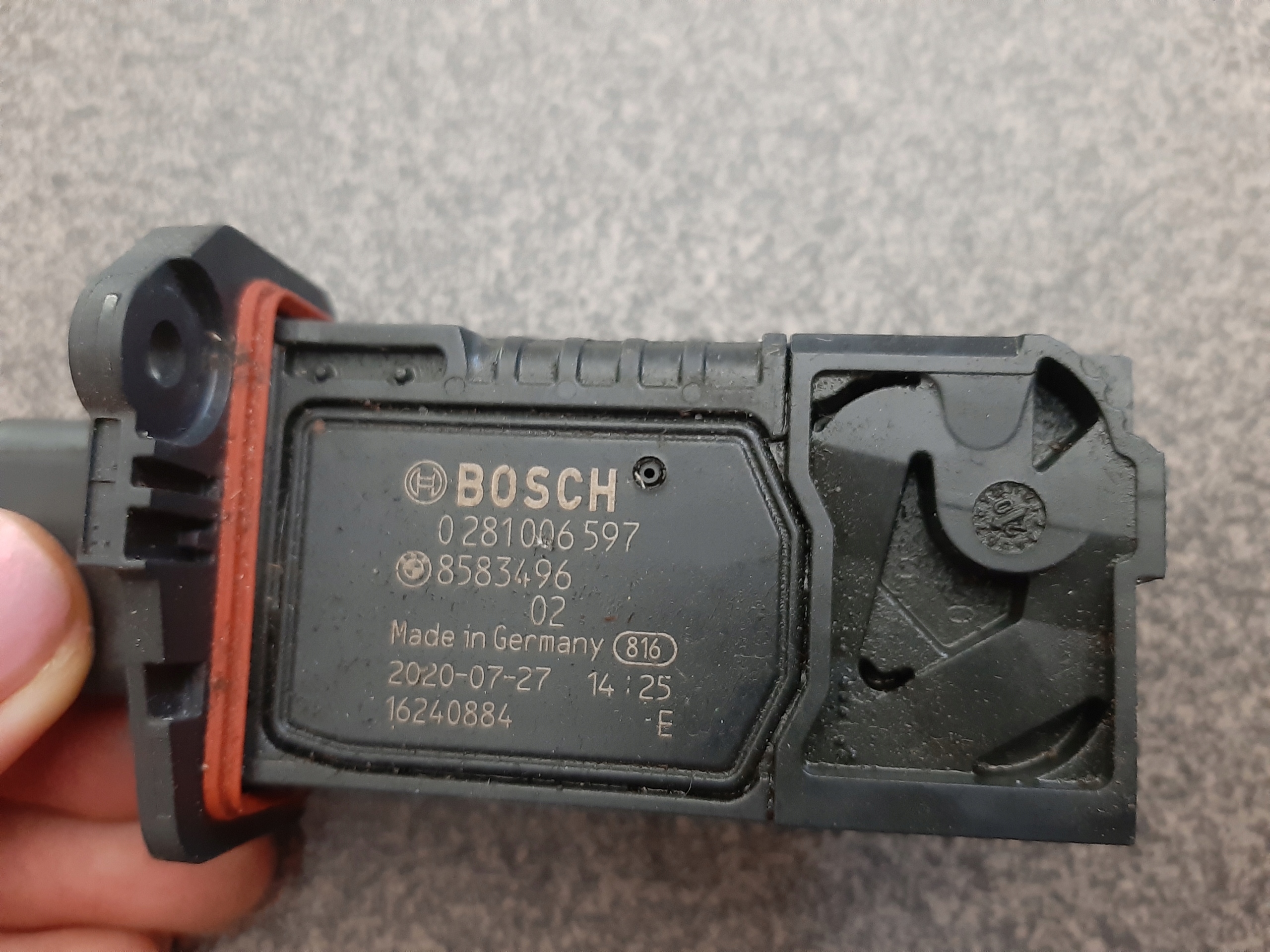 flow meter BMW X5 G05 20R 3,0 HYBRYDA 0281006597 8583496