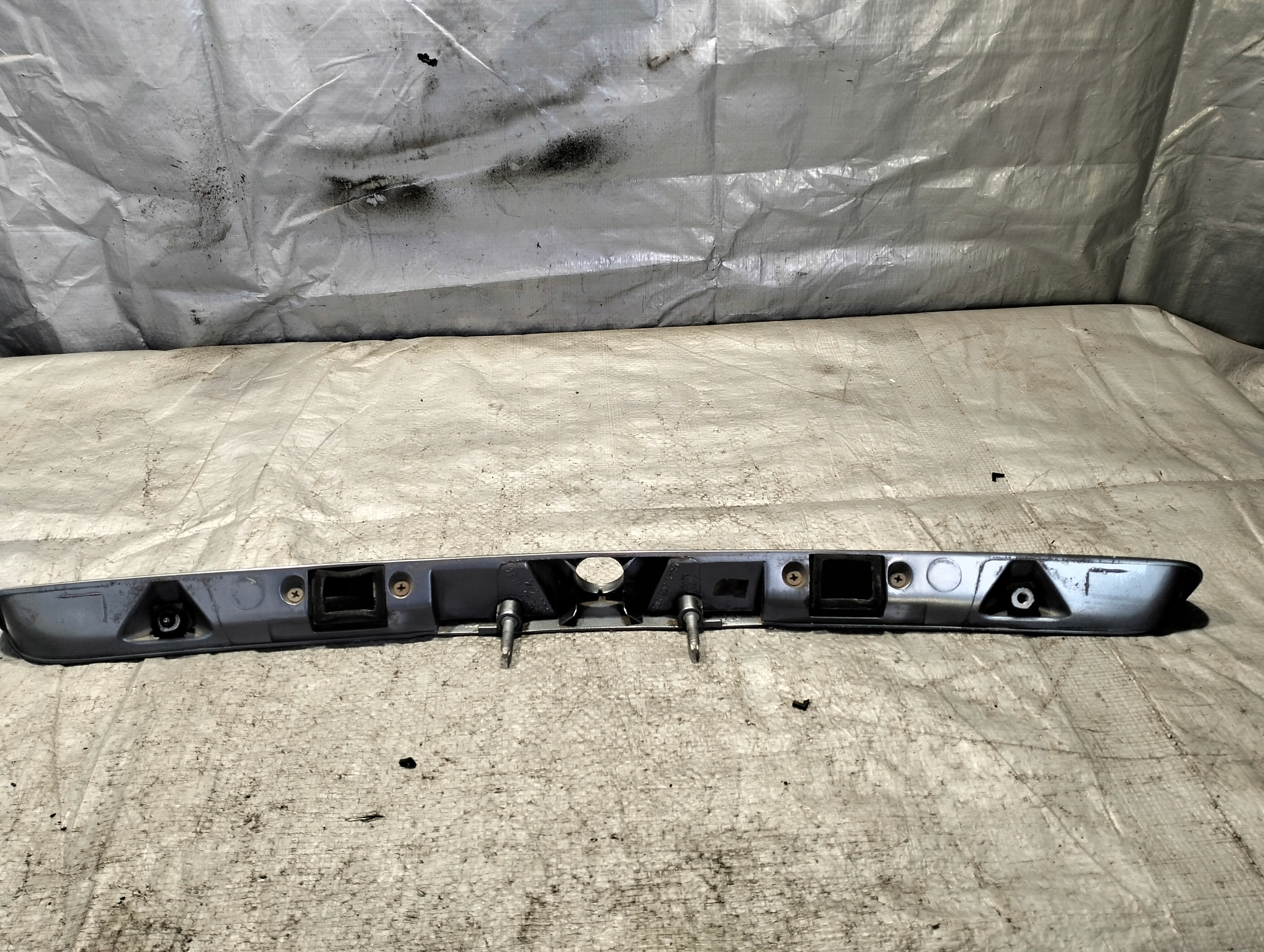 cap bonnet boot AUDI A4 B5 LIFT OE 8D5827576B 97r K: G5,Y7L
