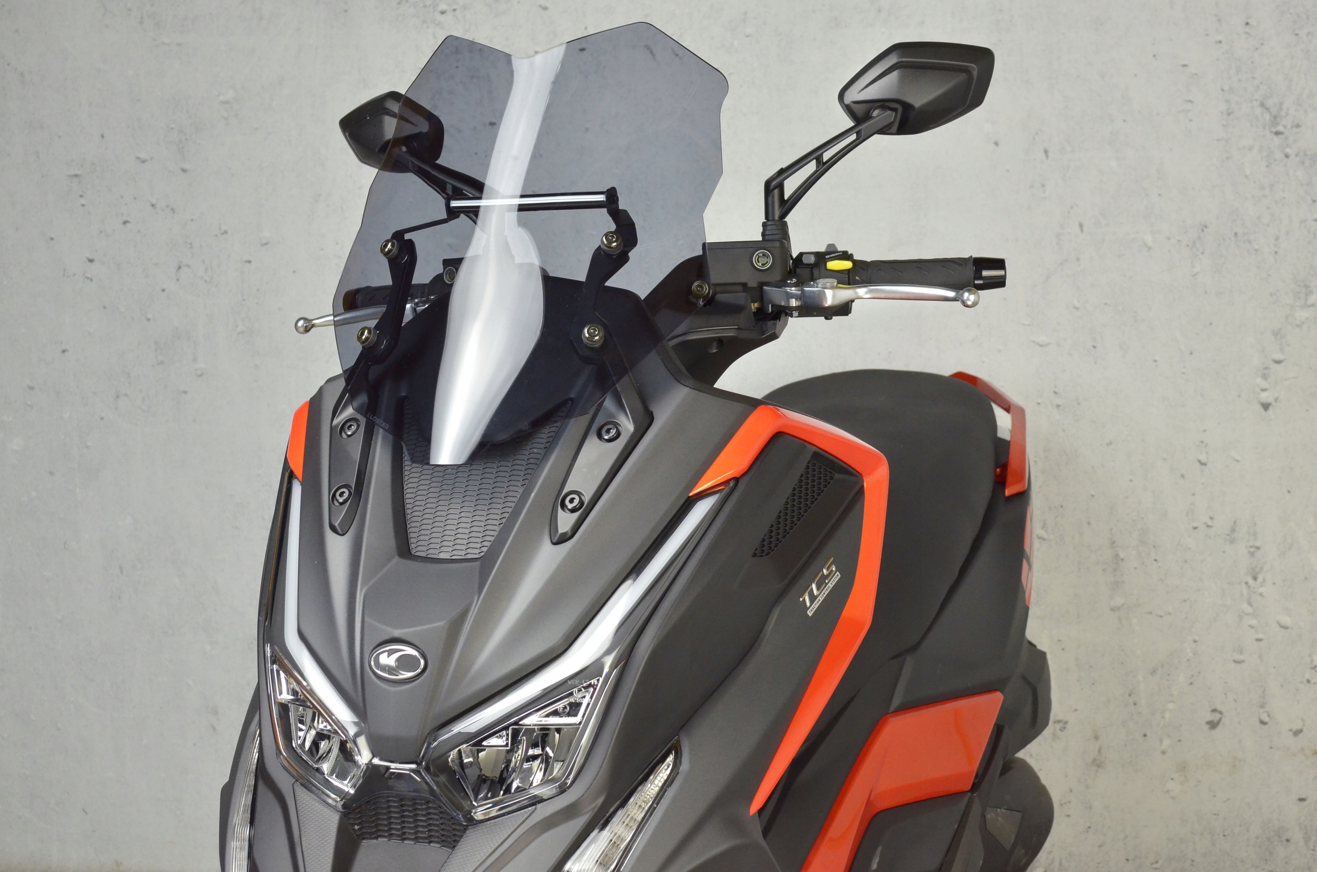 Loster sklo skútra štandard Kymco Dt X360 21-