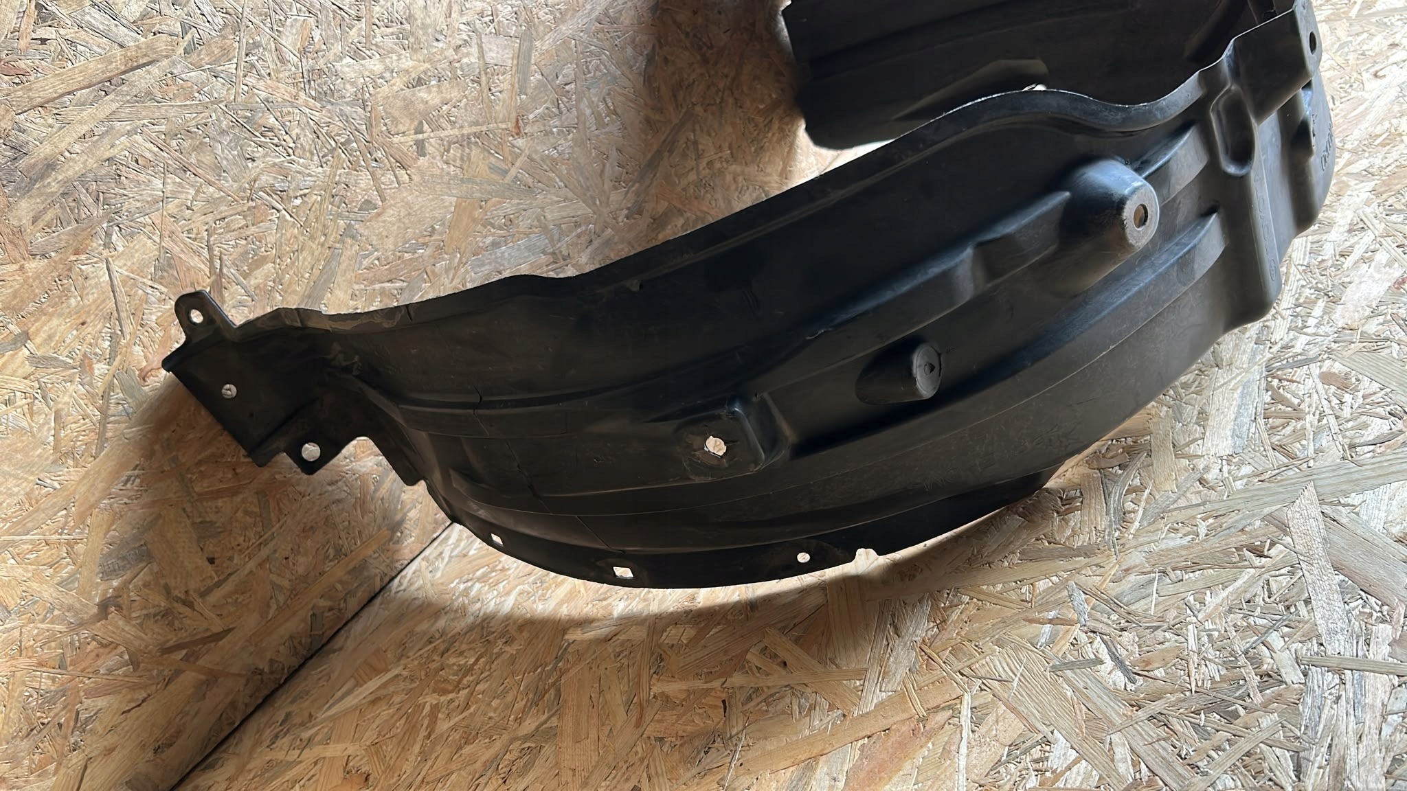 mudguard right right front front TOYOTA YARIS IV 20