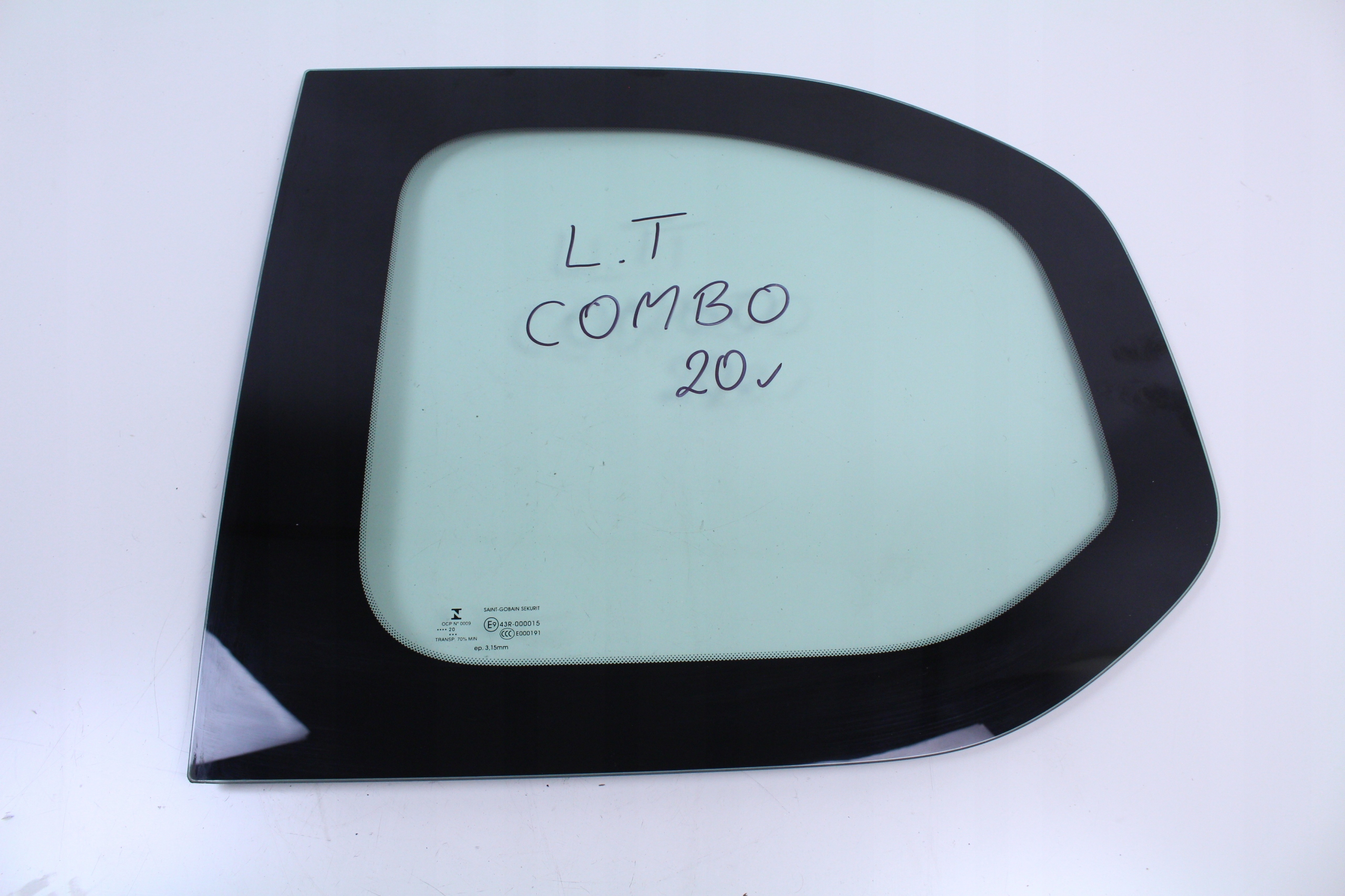 SZYBA KAROSERYJNA LEWY TYŁ OPEL COMBO IV E 20r. Numer katalogowy części SZYBA KAROSERYJNA  OPEL COMBO 20r.