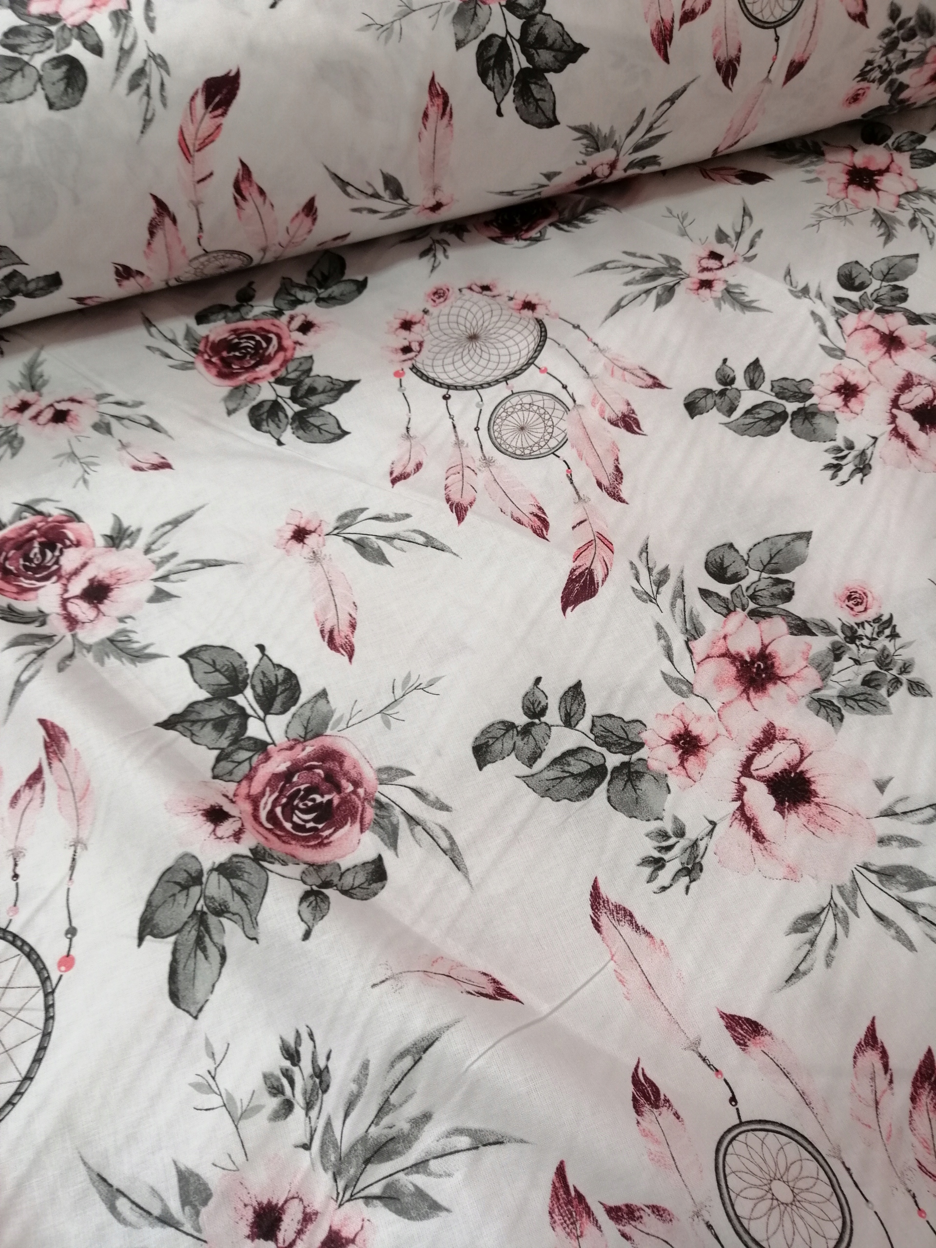 Tkanina na metry 100% bawełna materiał cetrtyfikaty 10m Różne wzory kwiaty