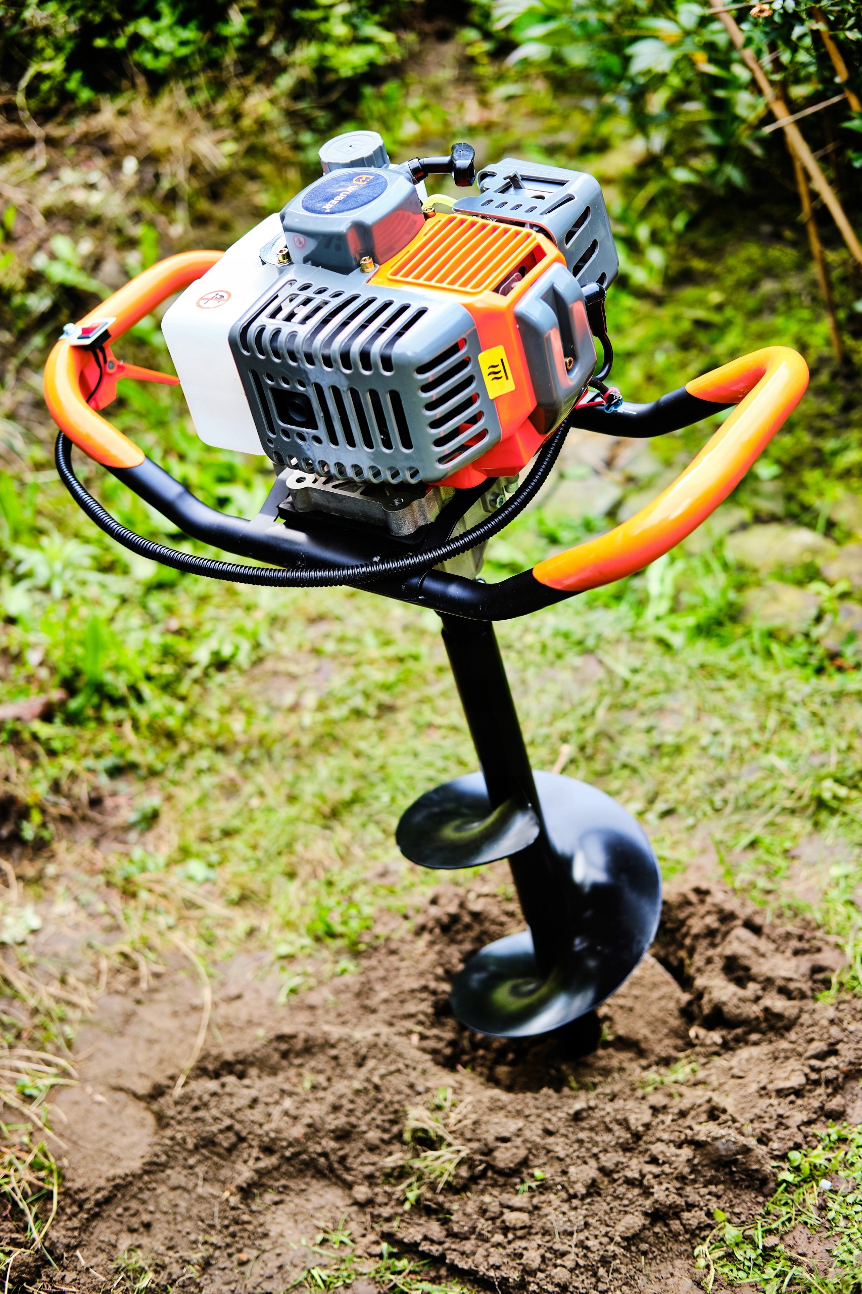 WIERTNICA SPALINOWA ŚWIDER ZESTAW 4 WIERTEŁ Ø10-30 Moc silnika spalinowego 6.7 KM