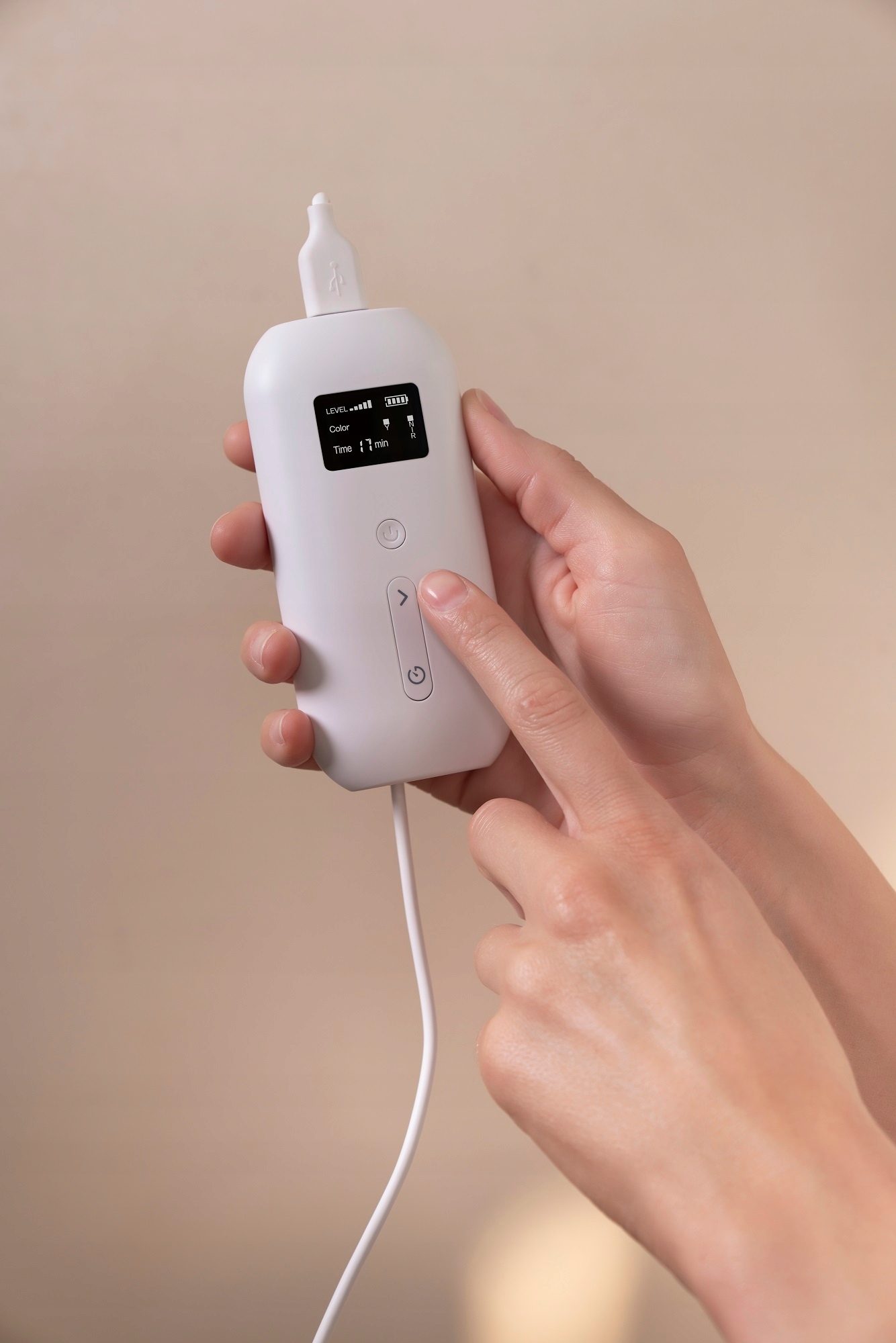 NANOLEAF LIGHT THERAPY FACE MASK - MASKA DO TERAPII FOTONOWEJ ŚWIATŁEM LED Napięcie 5 V