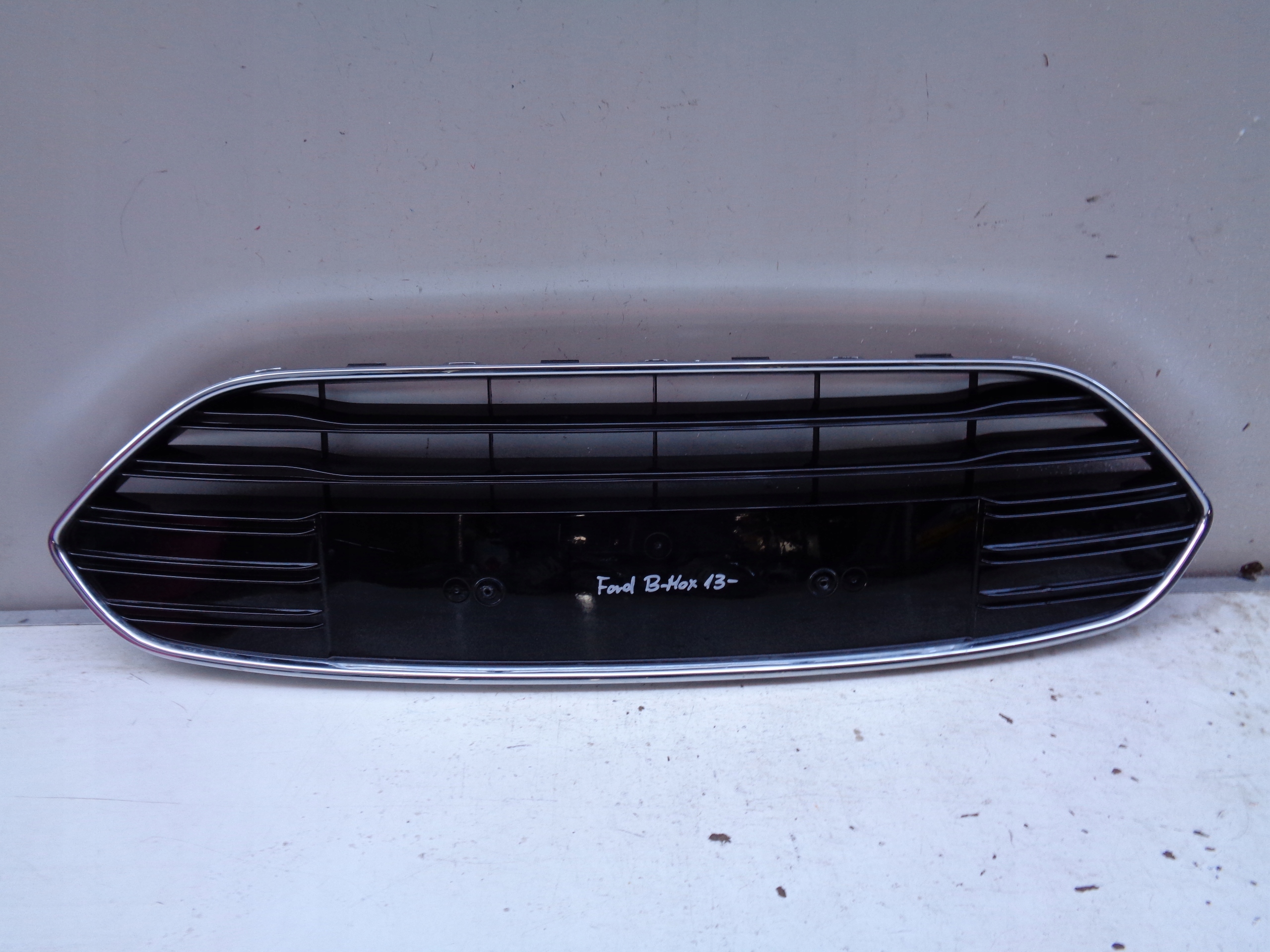 front PREKLADgrill grid FORD B-MAX 13