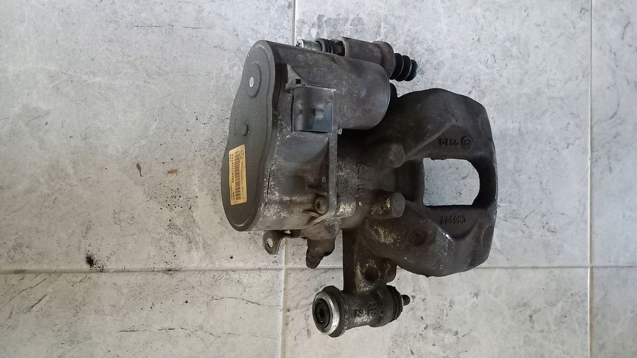 caliper rear right electrical Mercedes Sprinter