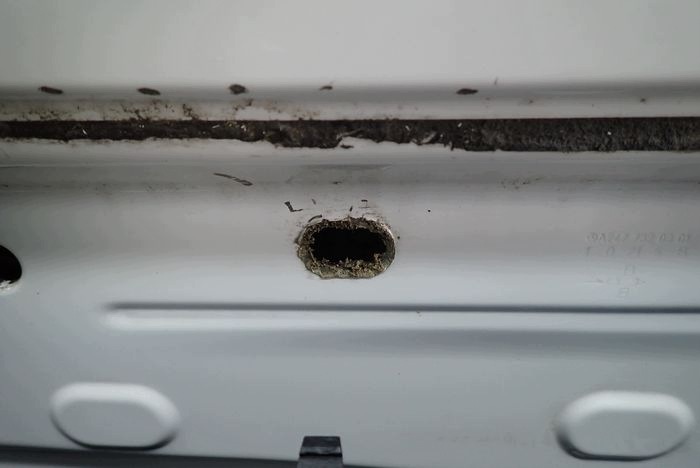 MERCEDES W247 247 GLA 19- door left rear. rear part