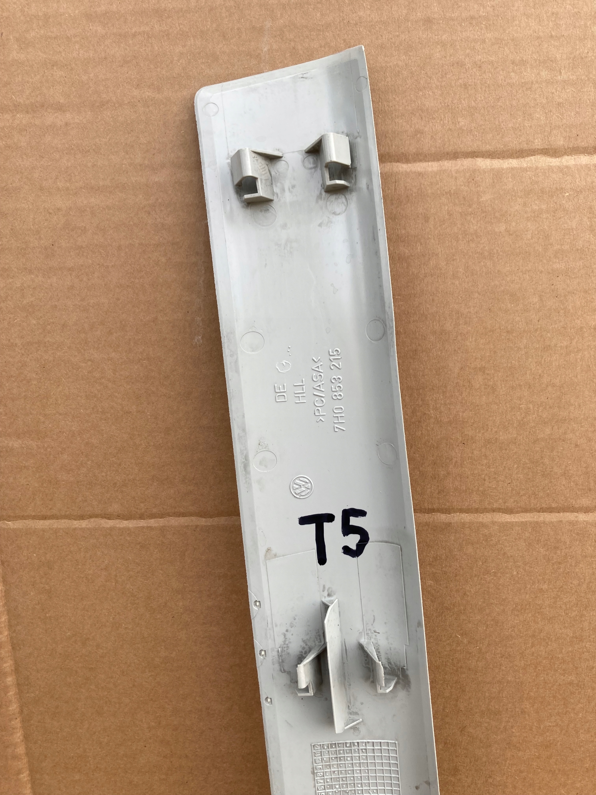 VW T5 MULTIVAN Starline 03- cover Slupka rear part left spoiler pillar rear