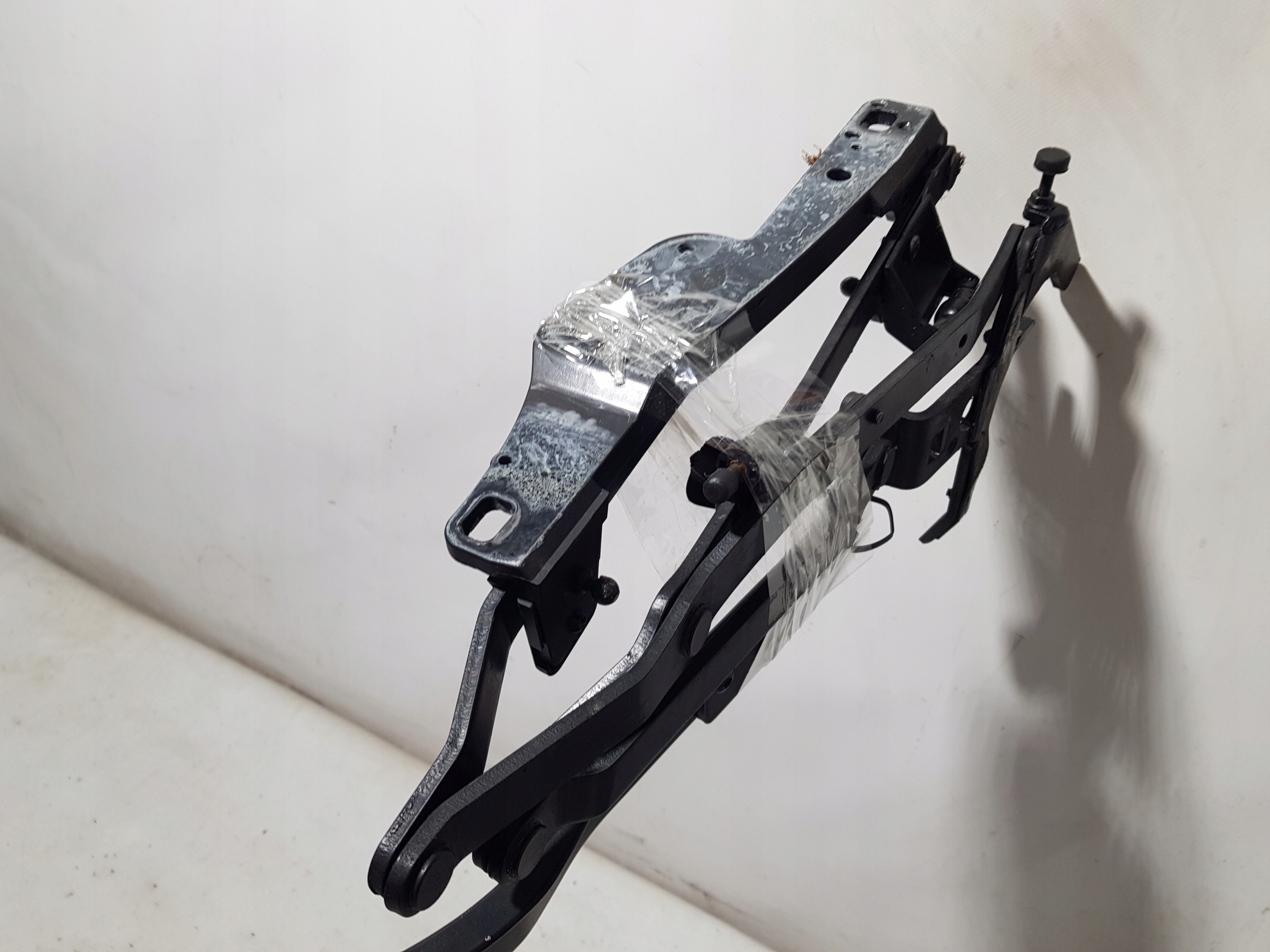 support mécanisme toit du capot MERCEDES SL R230 W230