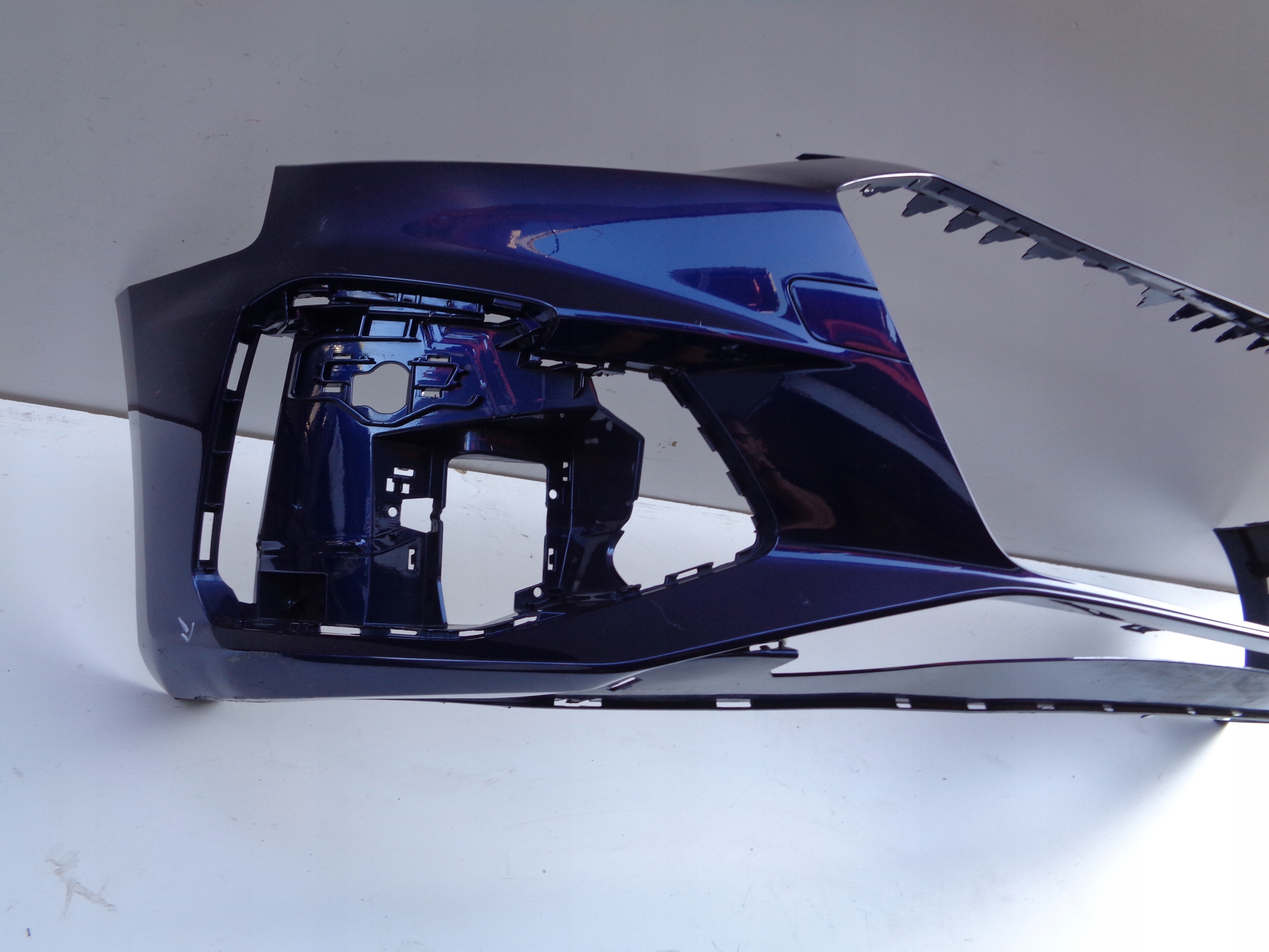 front bumper AUDI A4 B9 8W 8W0 19- S-LINE NR 47200