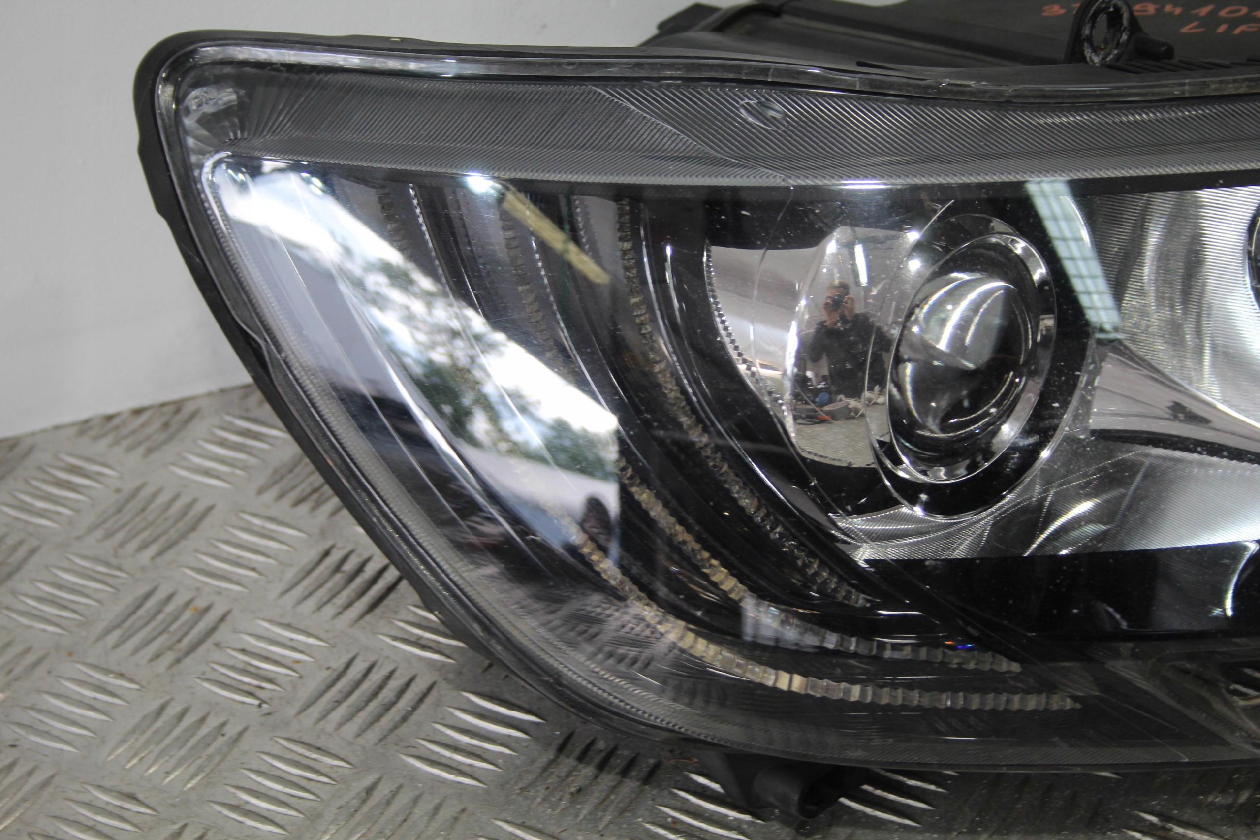 lights front front SUPERB II 2 3T0 3T9 LIFT