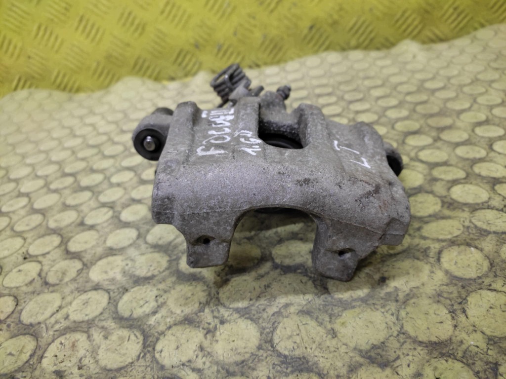 FORD FOCUS MK2 1.6 D bremssattel bremse sattel brems- links heck