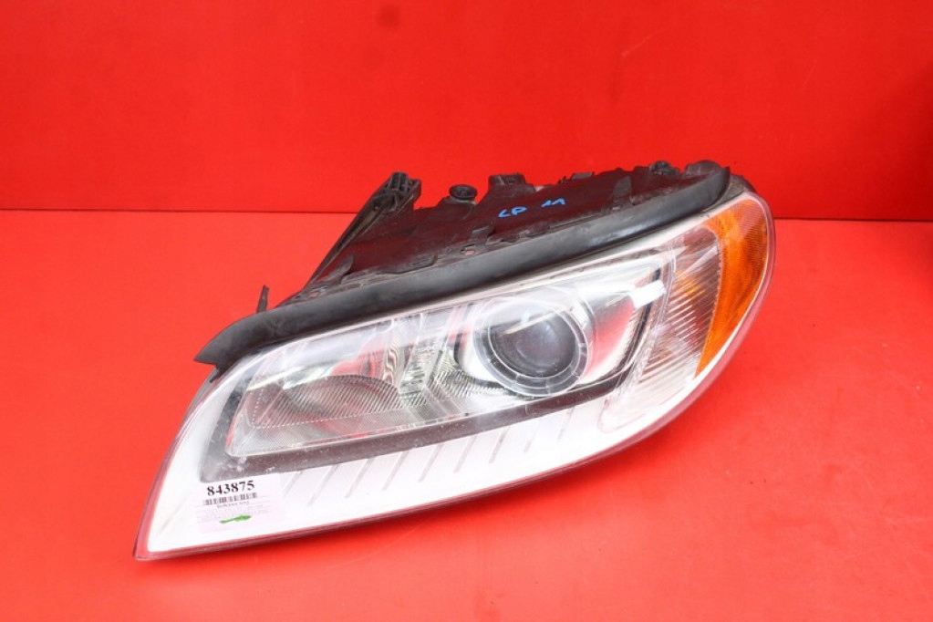 REFLEKTOR left light front UK 31283917 VOLVO S70 V70 3 III 07-16