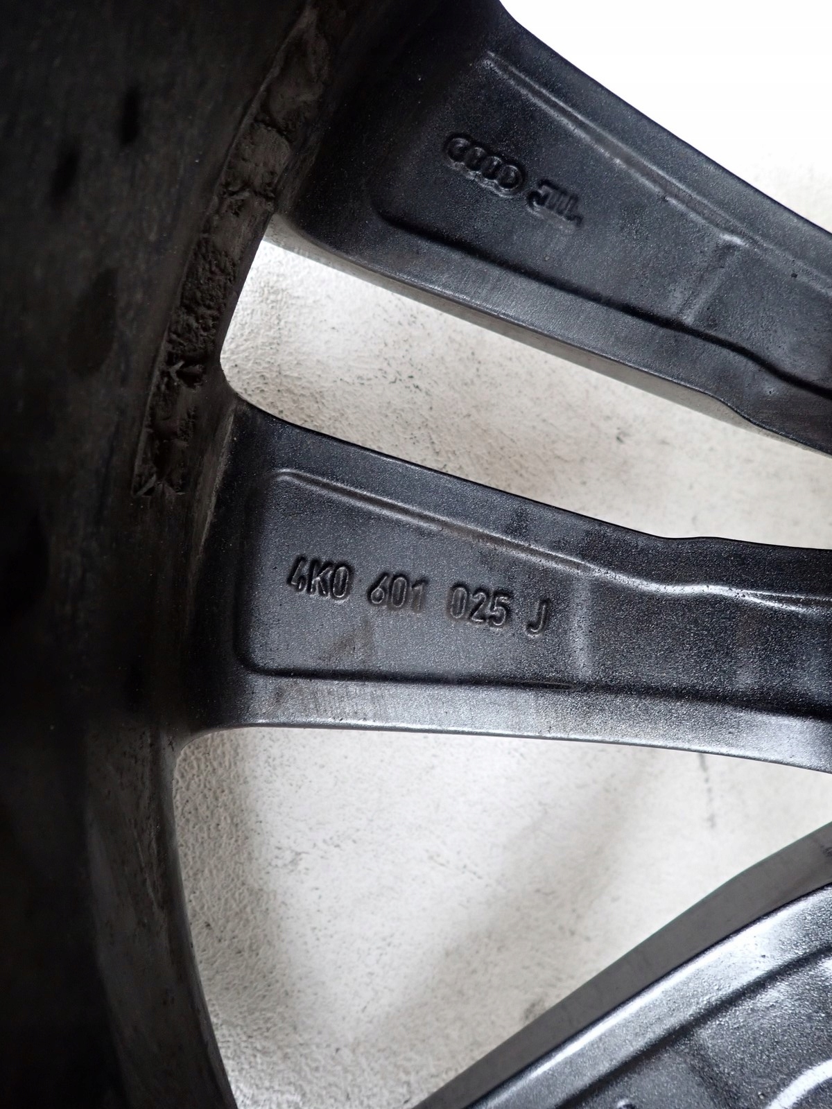 disk hliníkový AUDI A6 C8 4K 20 5x112 ET43 4K0601025J