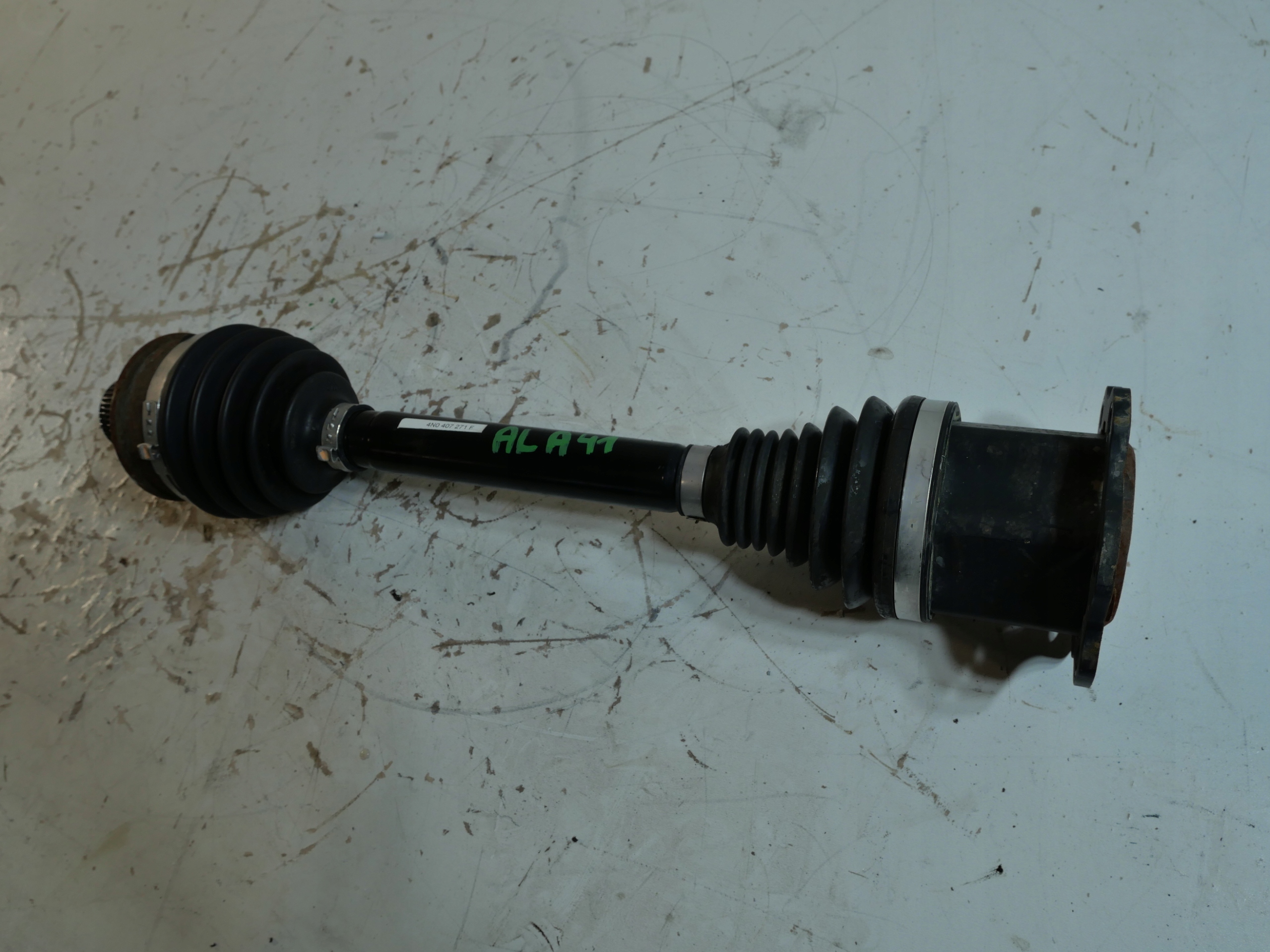 semi-axis joint right left AUDI 4N0407271F