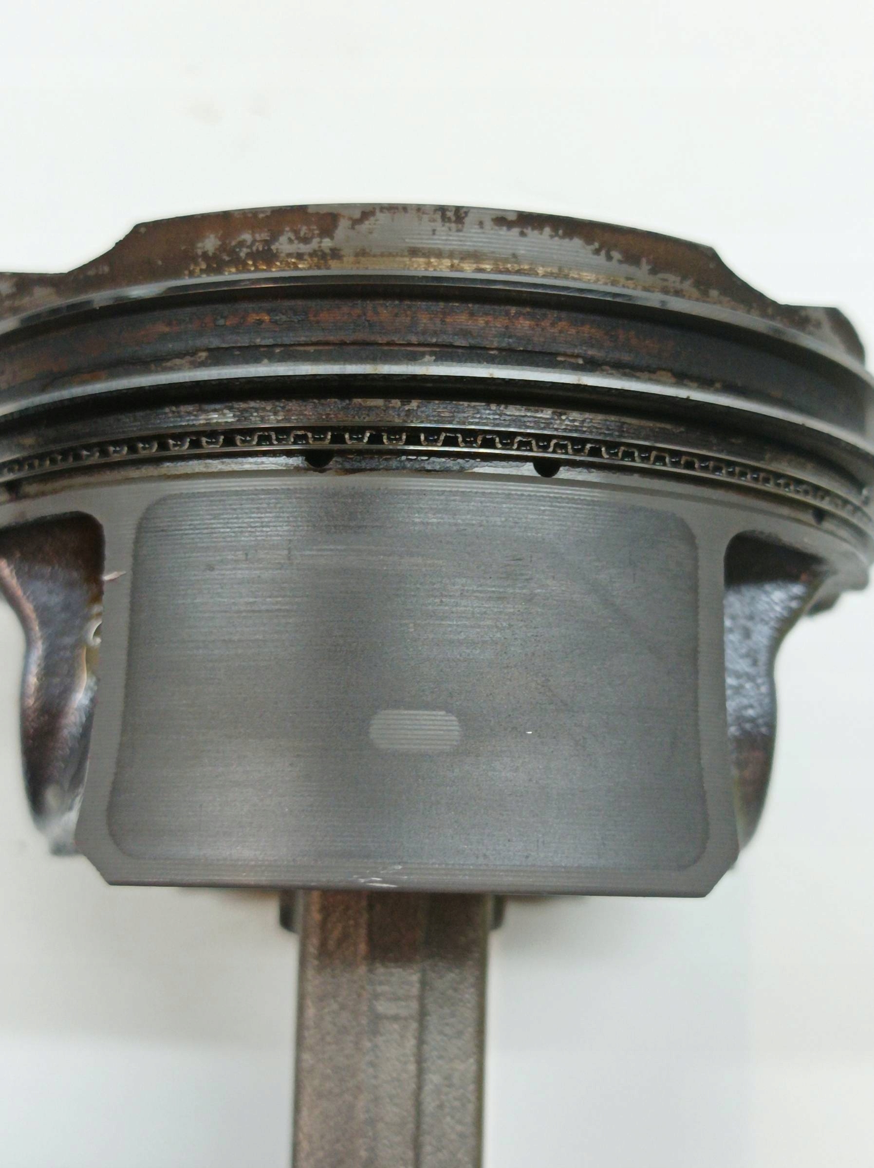 piston 0822L8 25RA 2.0 T Volvo S60 III (2018-2024)