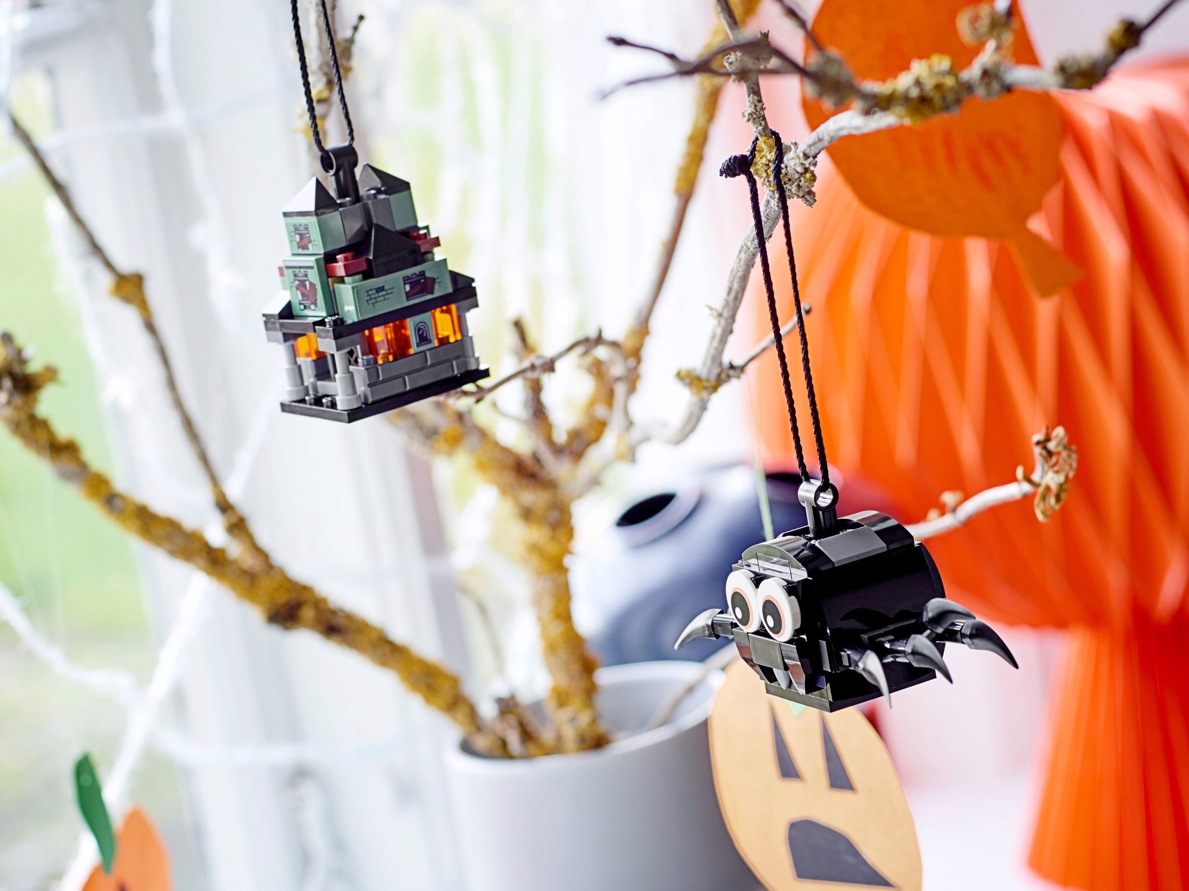 LEGO Classic PAJĄK I NAWIEDZONY DOM 40493 Numer produktu 40493